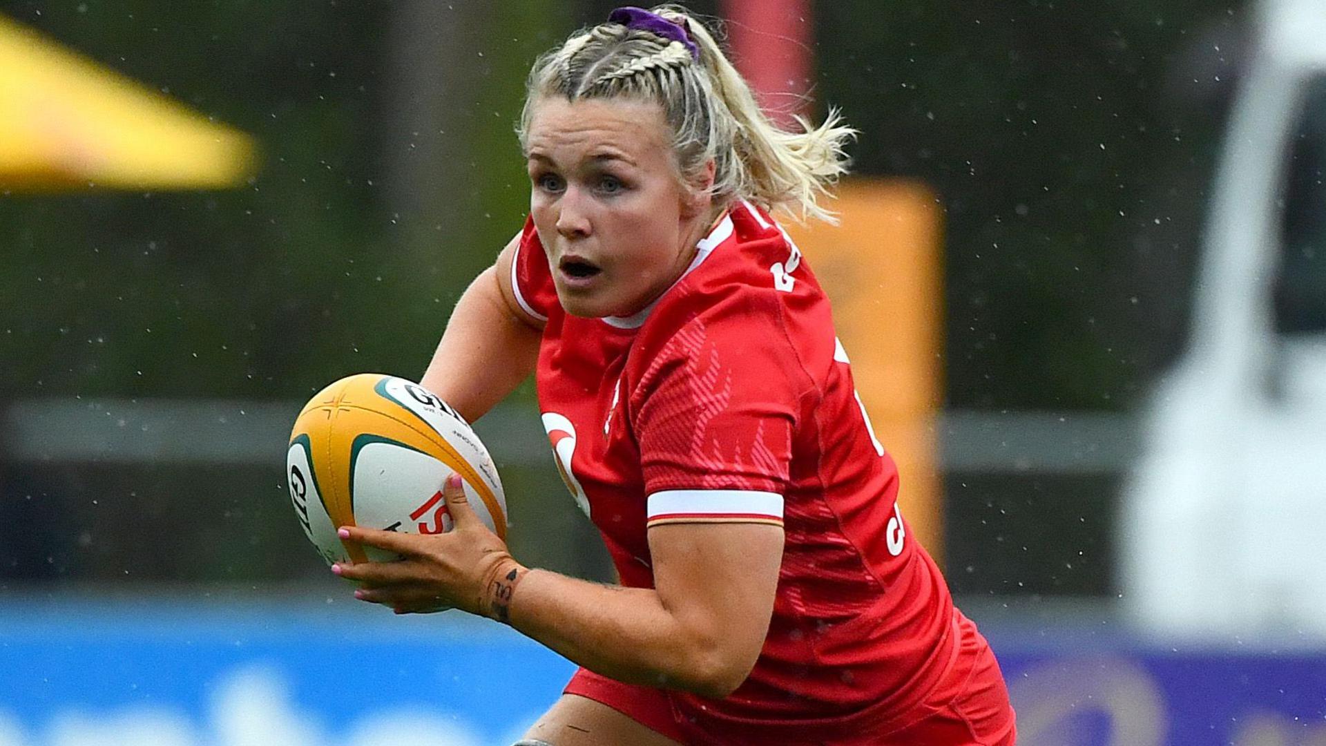Alex Callender in action for Wales against Australia 