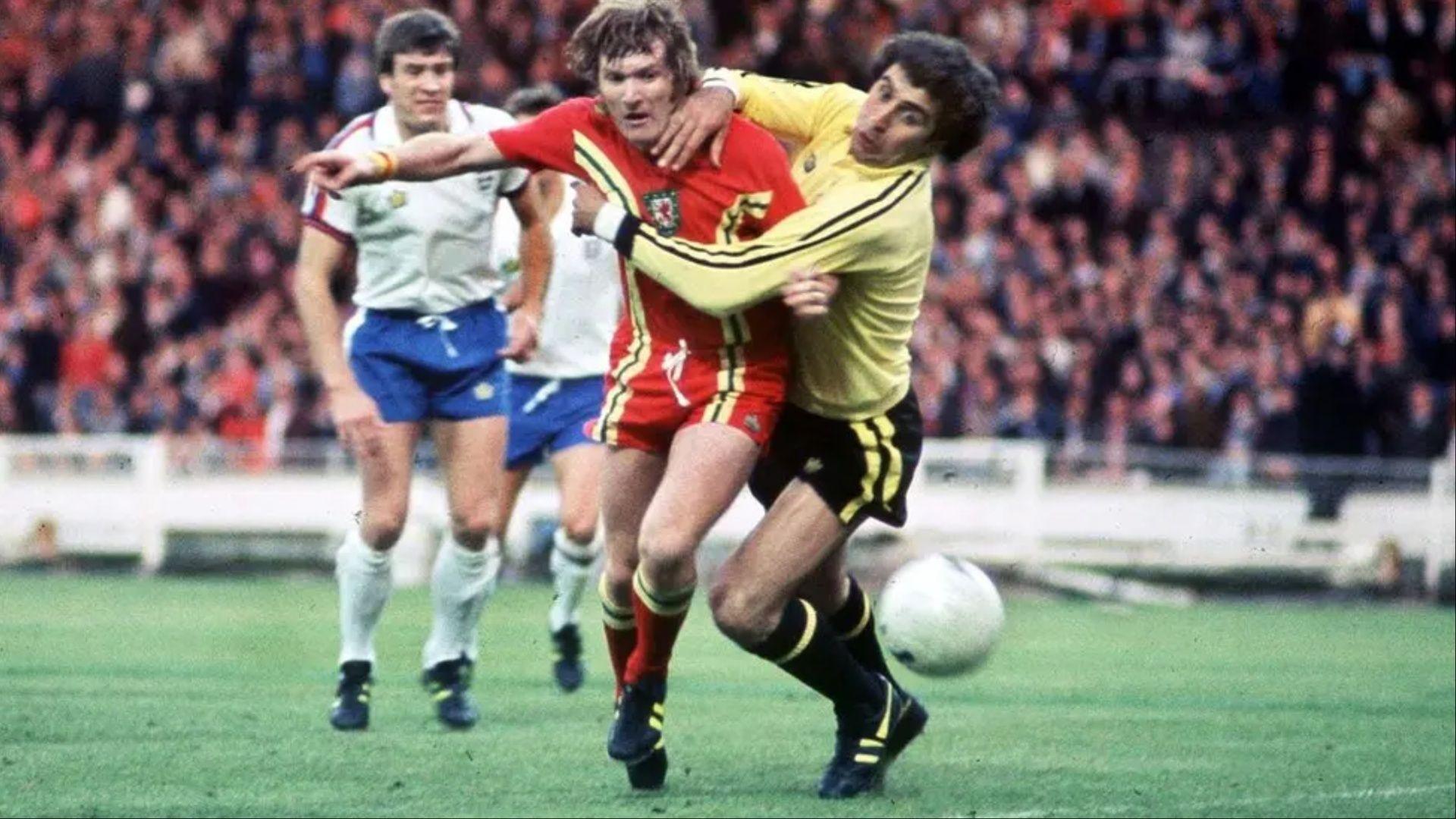 Shilton a James