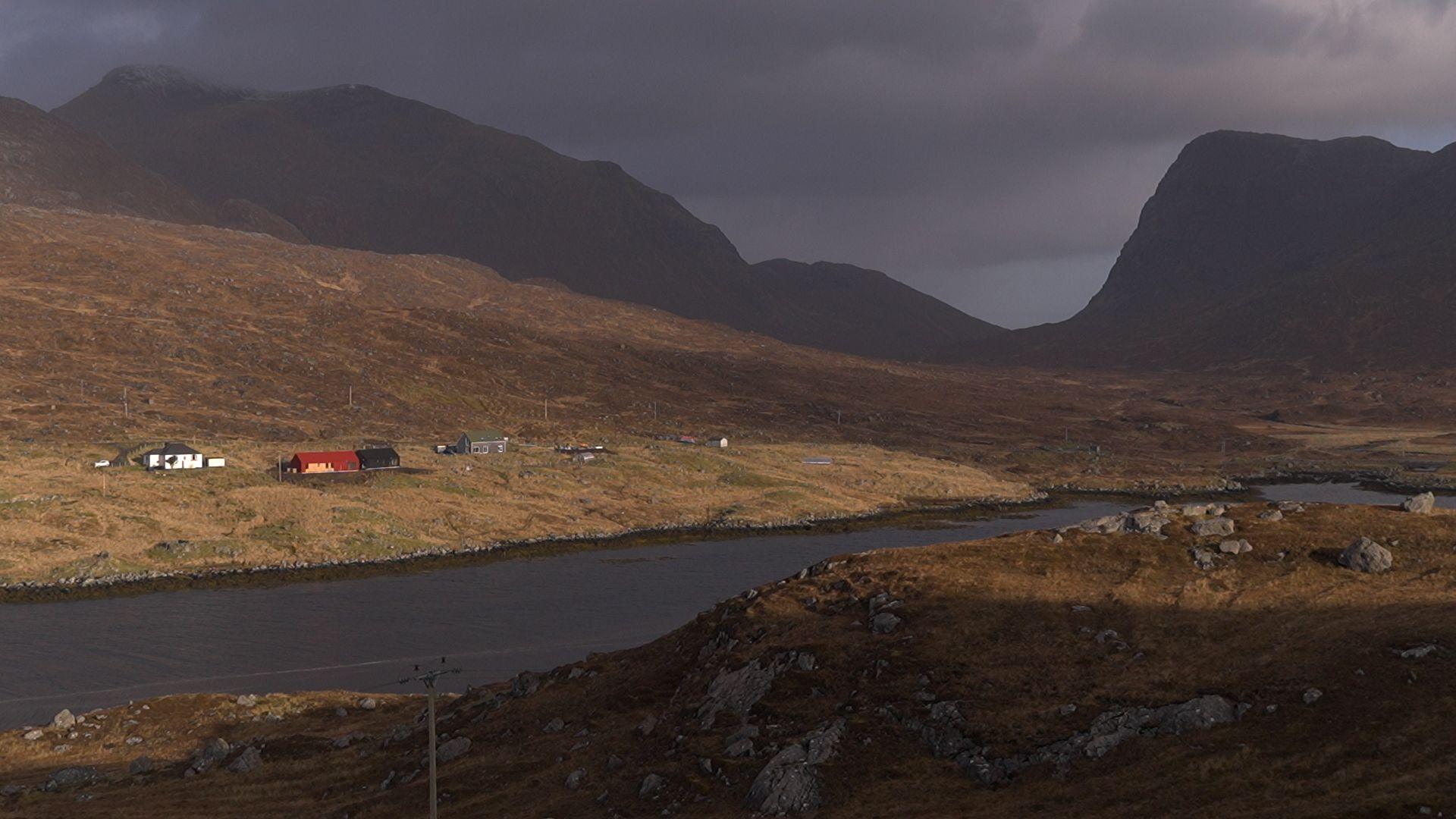 Sealladh farsaing air Meabhag nam Beann.