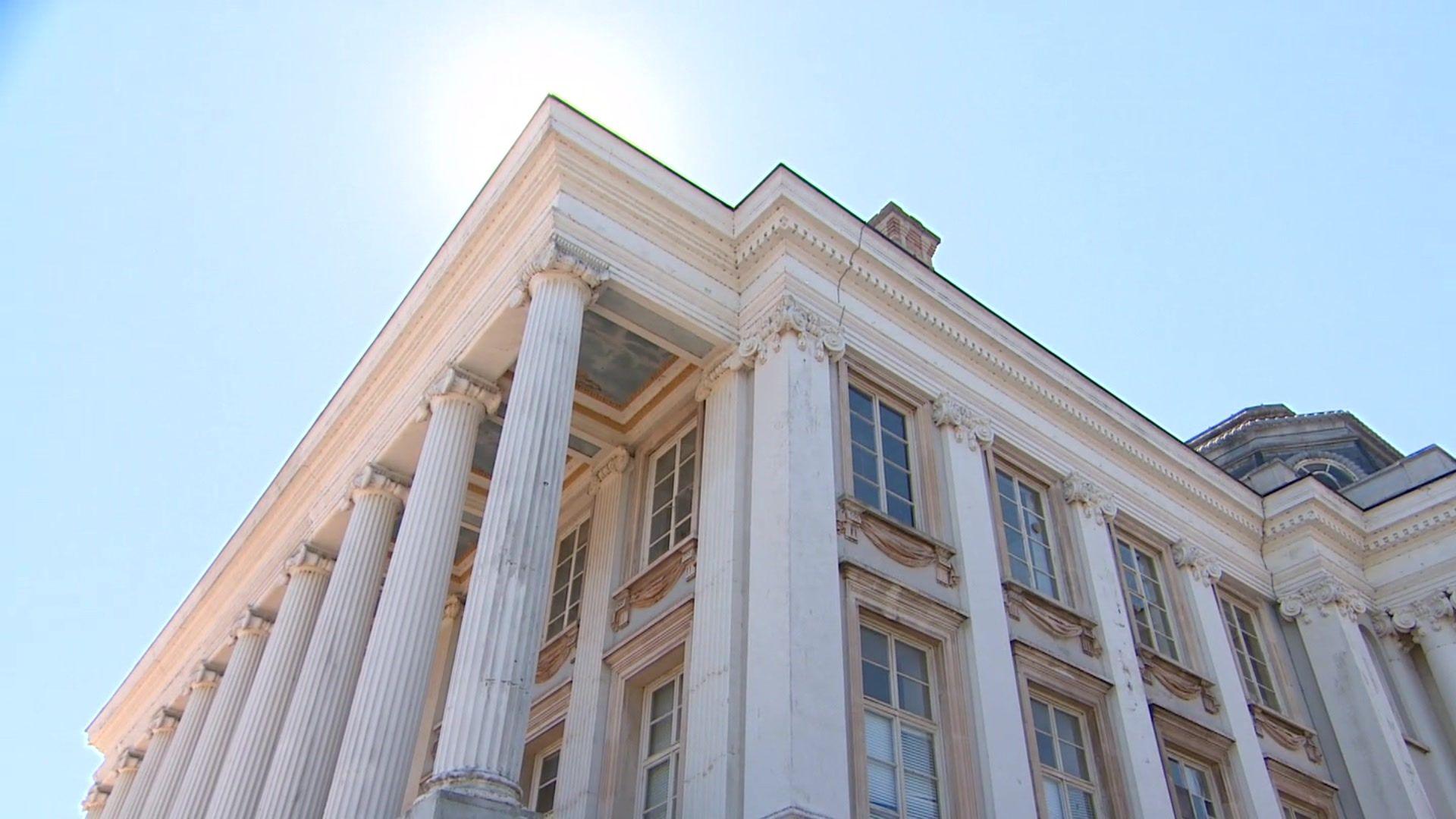 A photo of Oldway Mansion