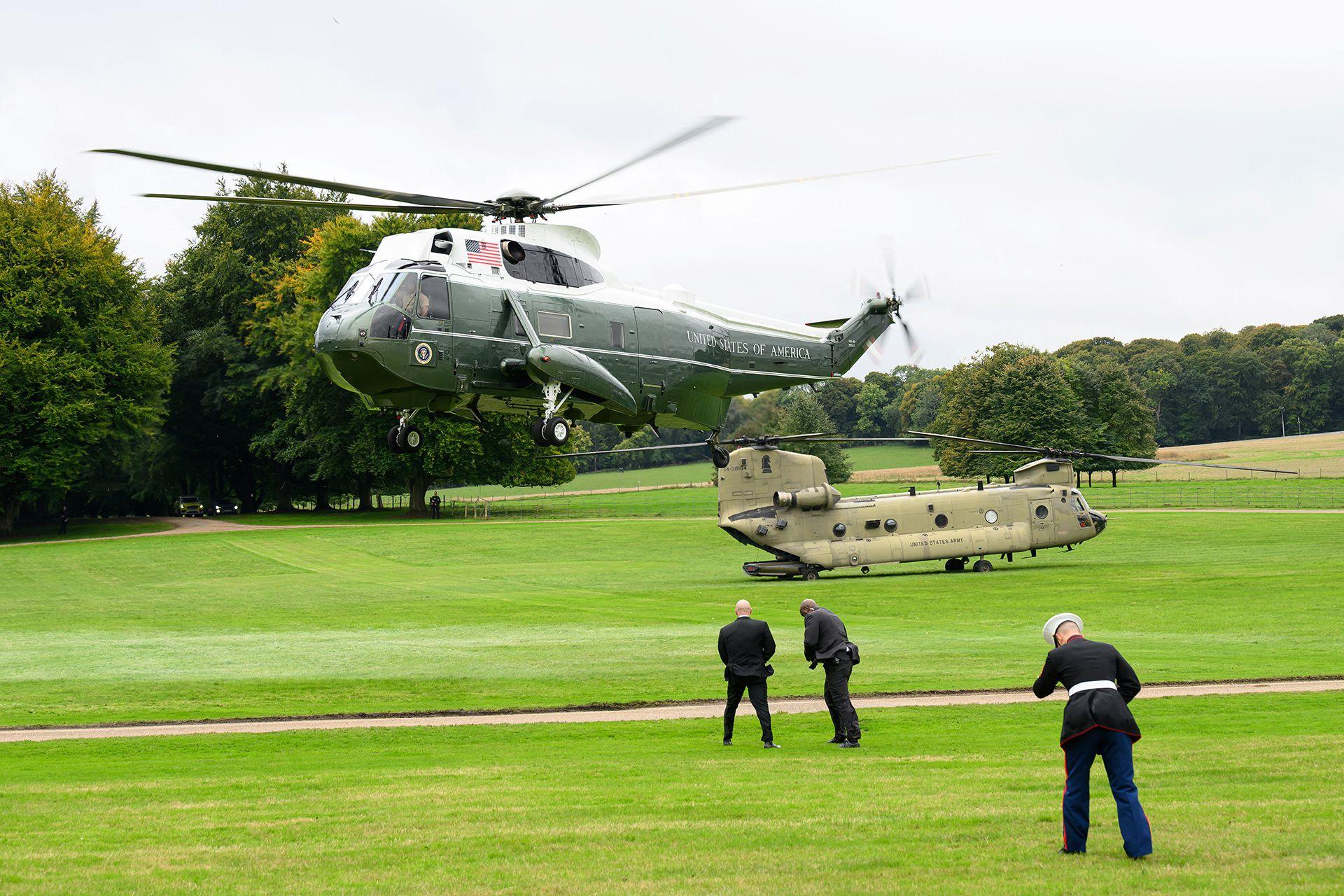 Marine One comes into land as US President Donald Trump arrives by helicopter at Chequers, the country home of the British prime minister, on September 18, 2025 in Aylesbury, England. 