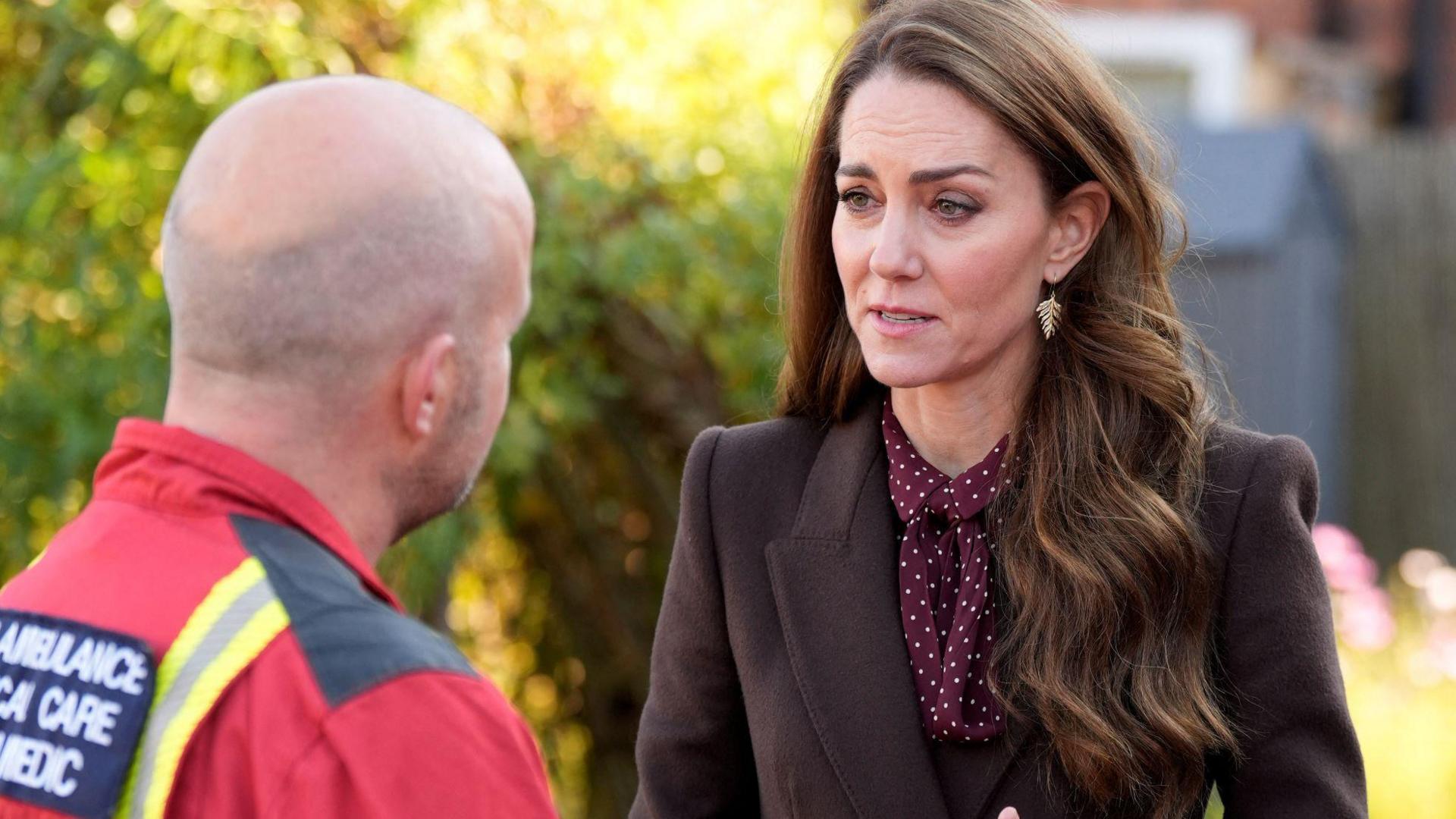 Catherine meeting an air ambulance paramedic on her visit to Southport