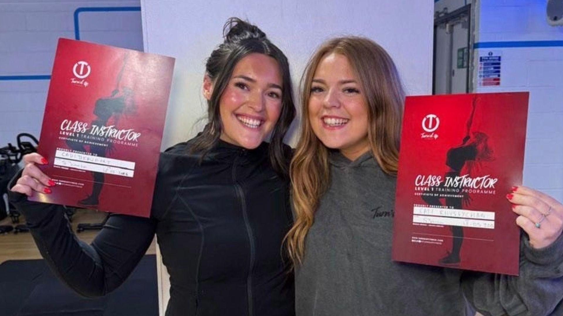 Cadi Beaufort (chwith) a Cati Rhys