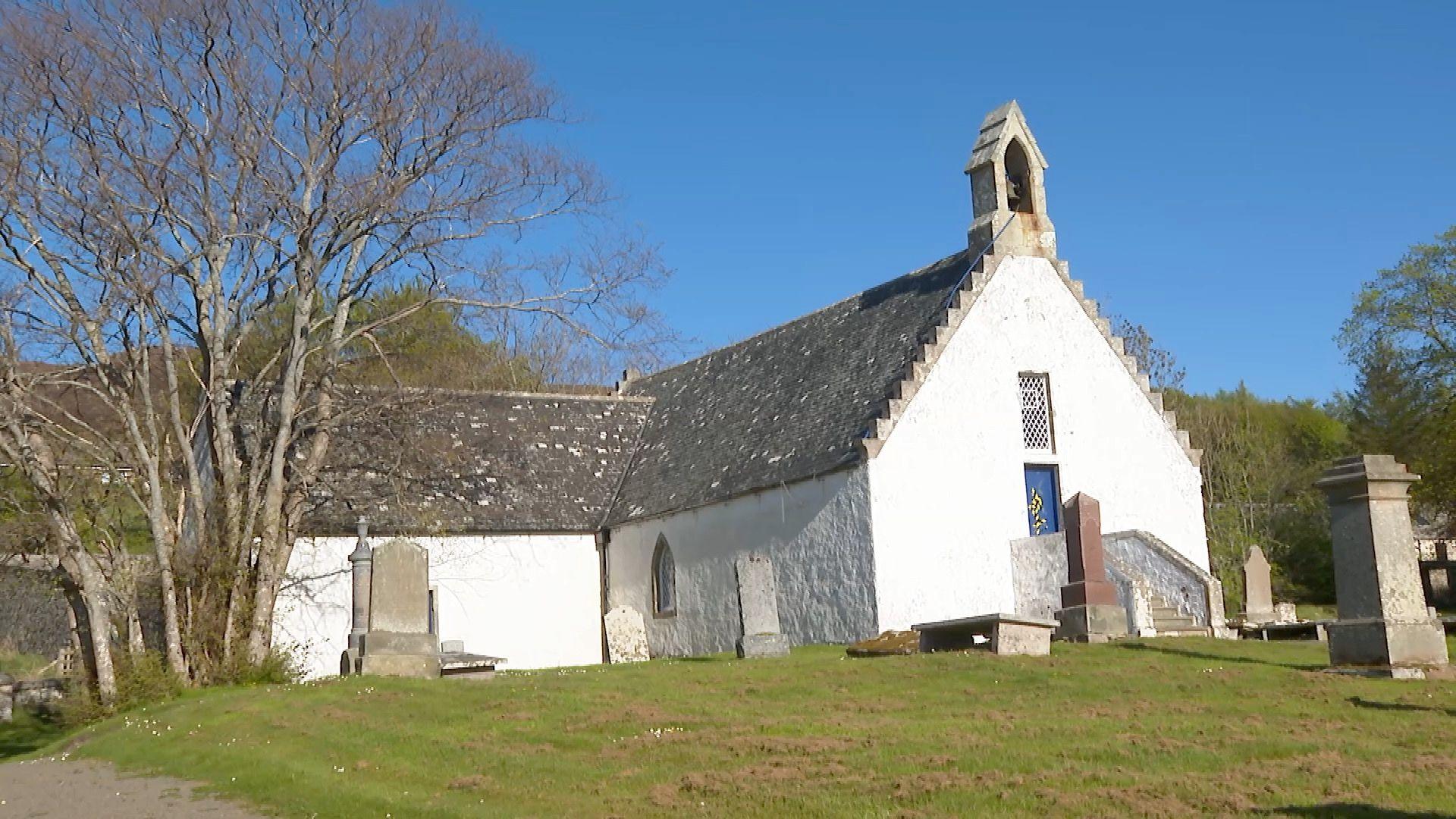 Eaglais Naomh Anndra, Tunga 
