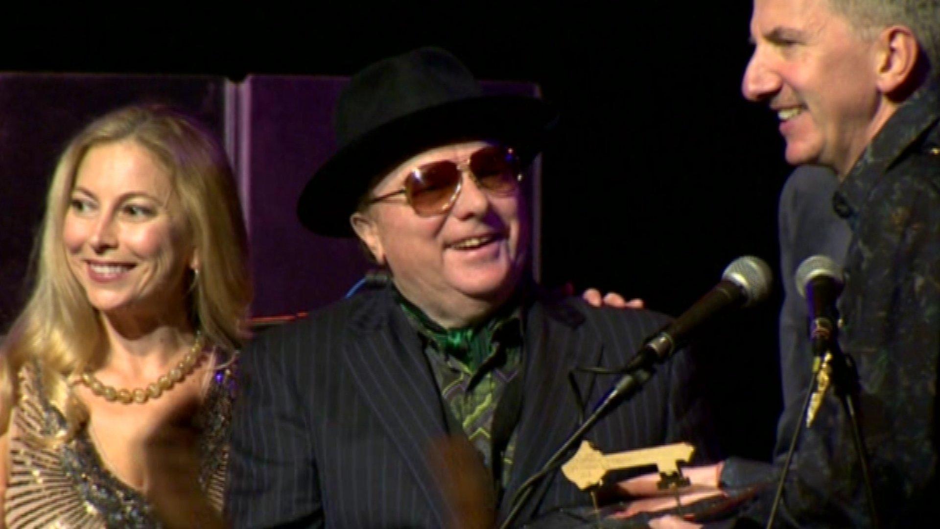 Van Morrison accepts freedom of Belfast