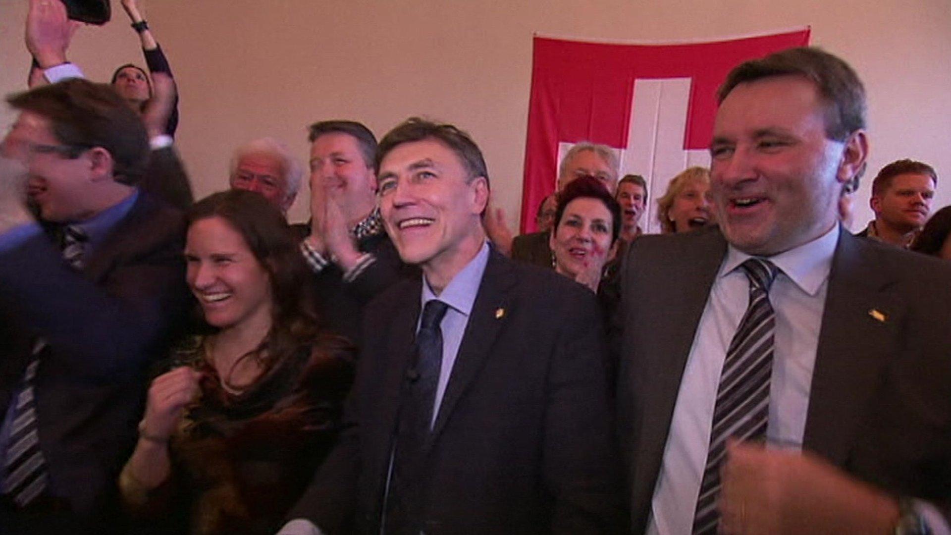 SVP celebrates Swiss vote (9 Feb)