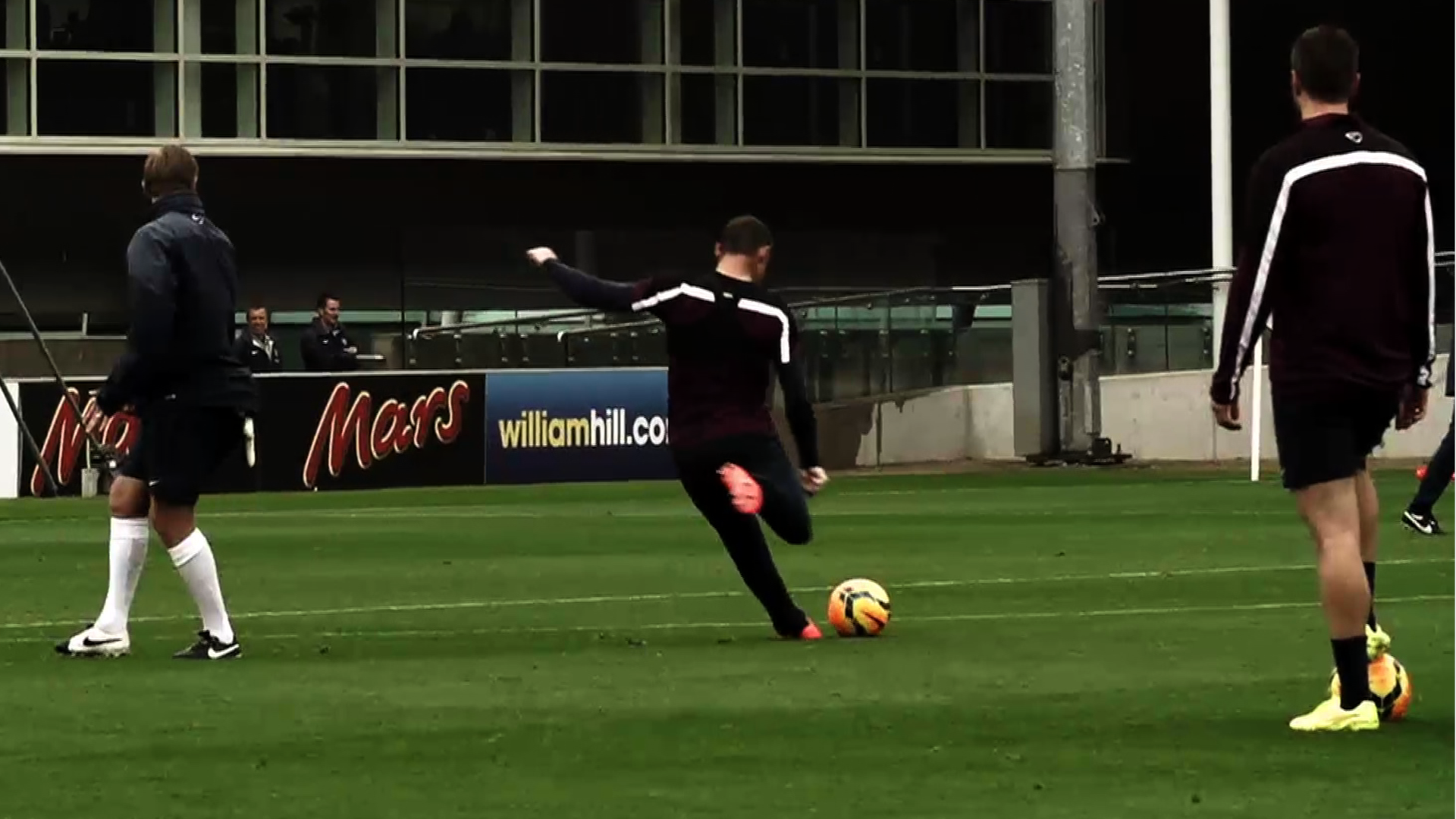 Wayne Rooney and co have their shooting boots on in training