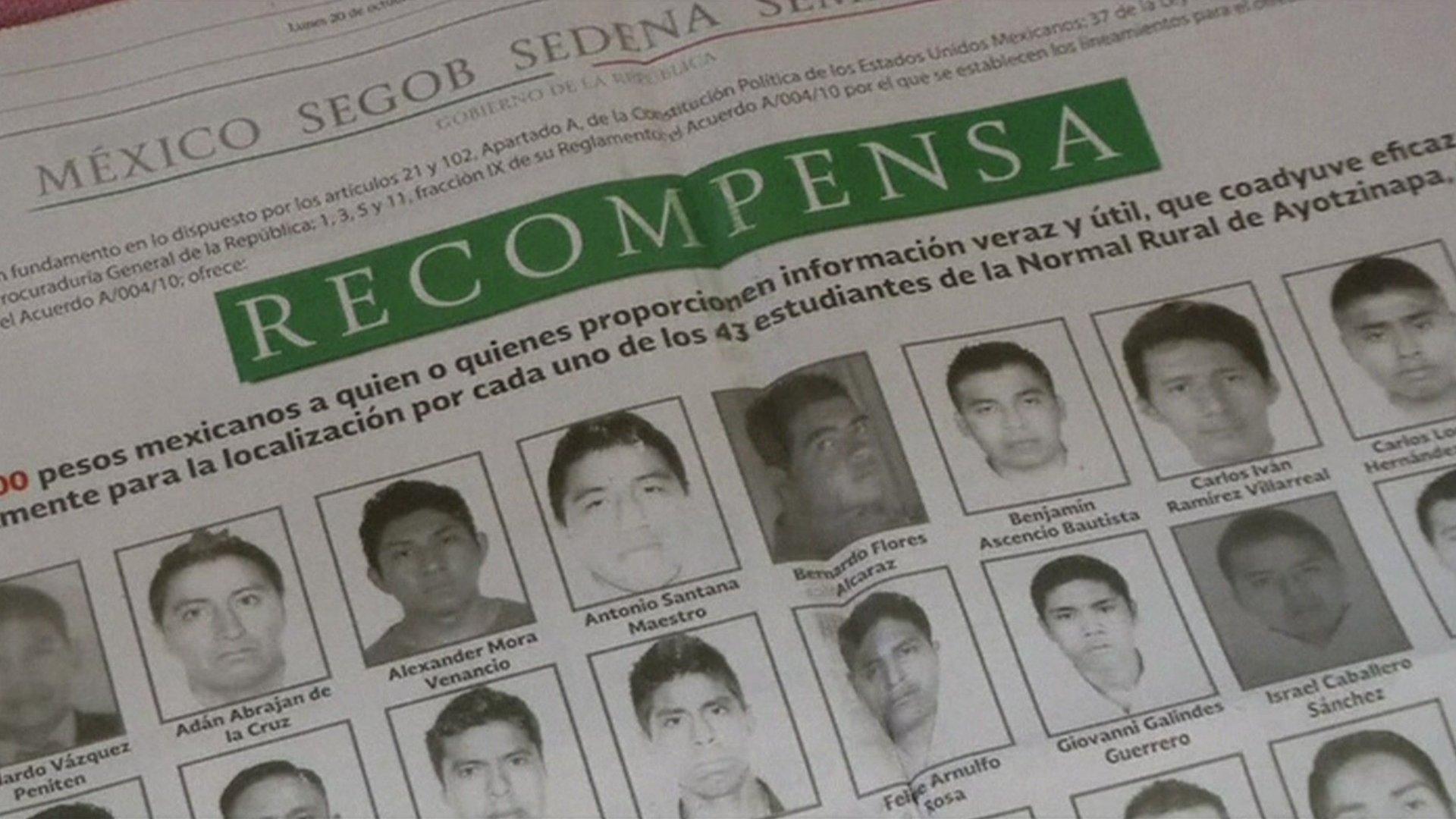 Picture of a newspaper advertisement offering a reward for information on 43 missing Mexican students