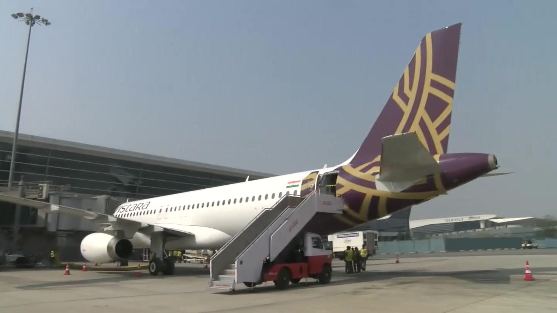 Vistara plane