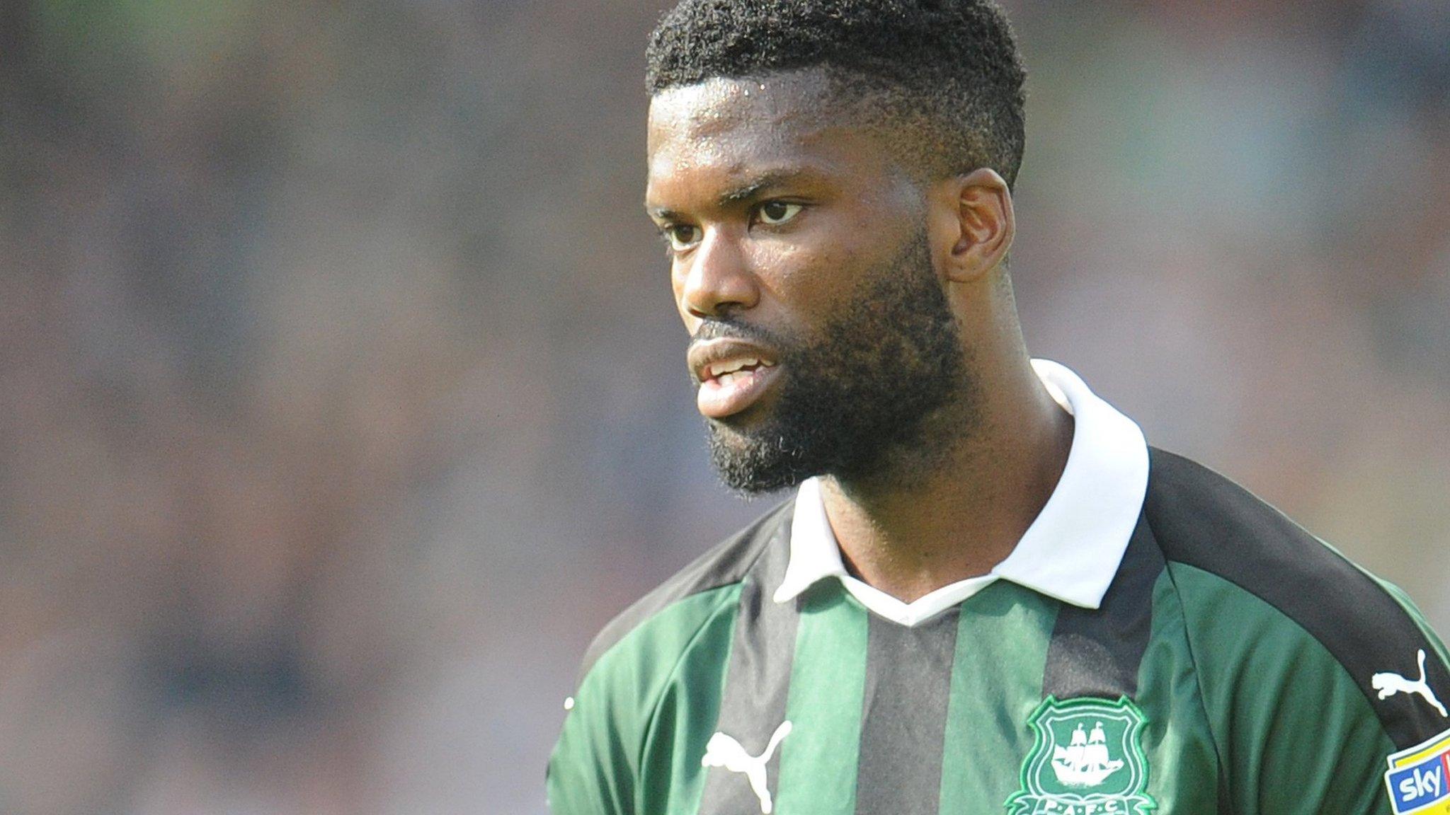 Joel Grant in action for Plymouth Argyle