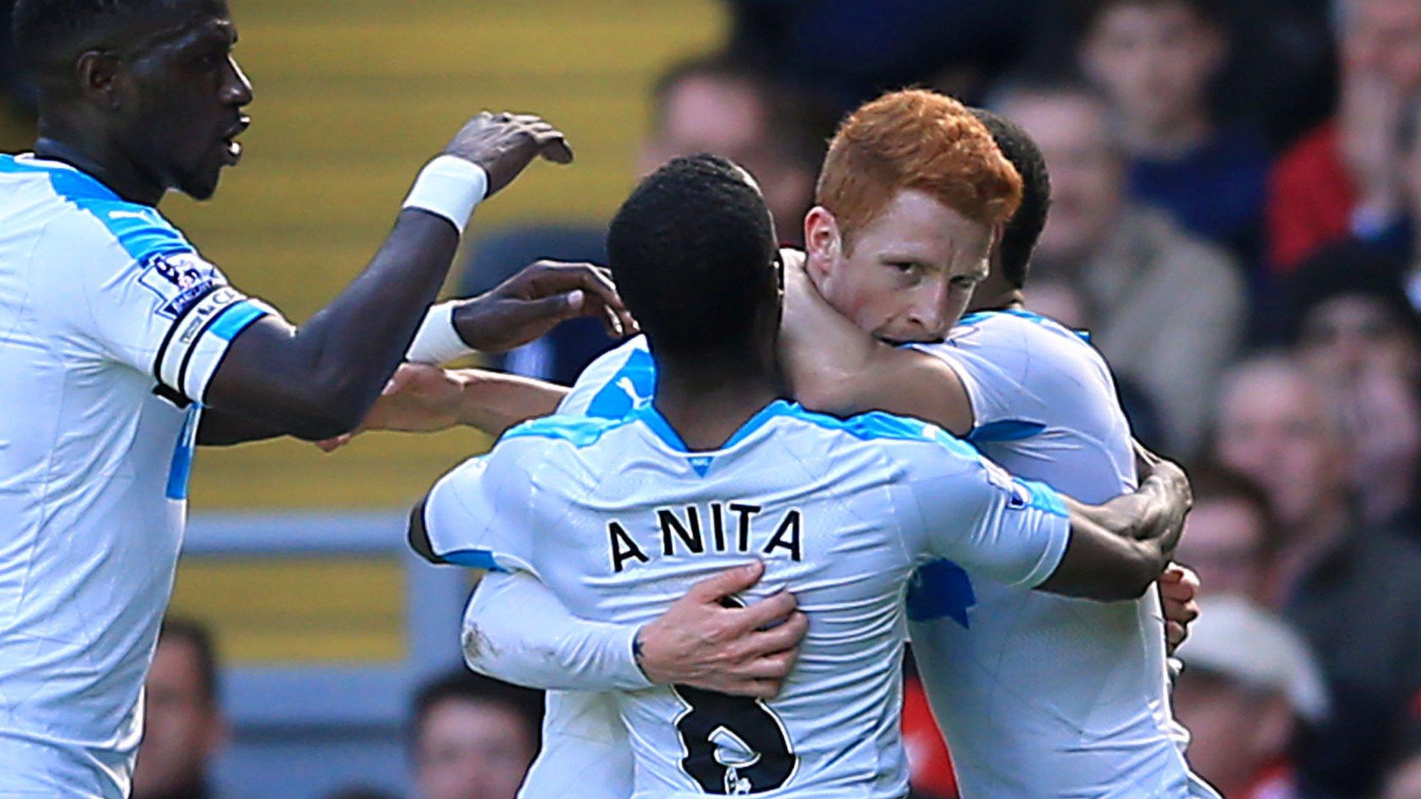 Jack Colback congratulated