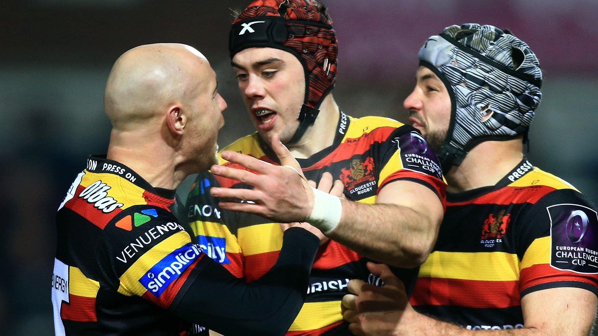 Lewis Ludlow celebrates his try with Gloucester team-mates