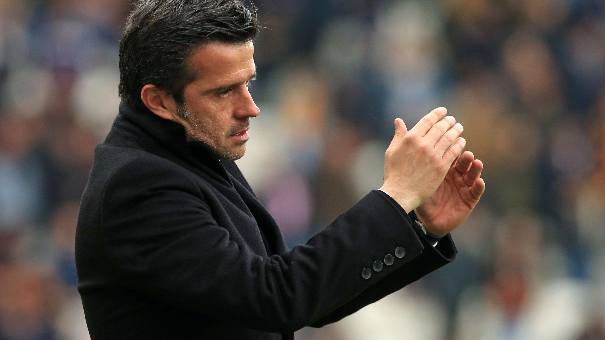 Marco Silva looks dejected