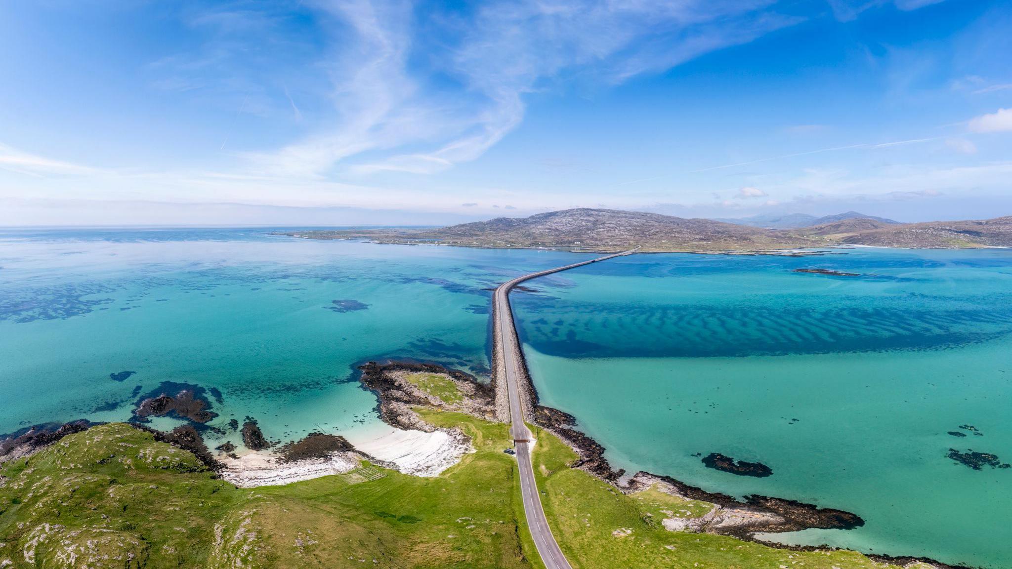 An Cabhsair eadear Uibhist a Deas agus Èirisgeigh