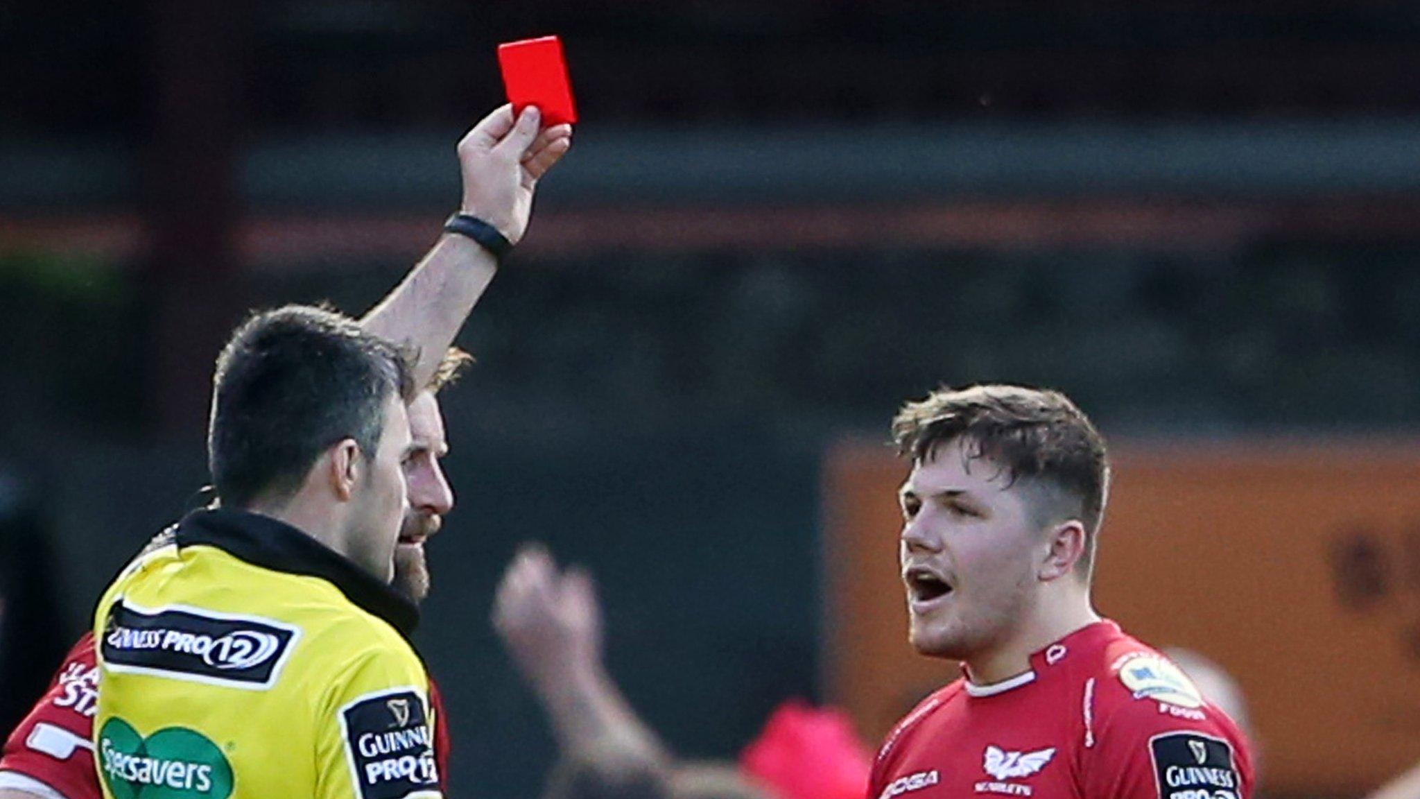 Steff Evans is sent off in Dublin