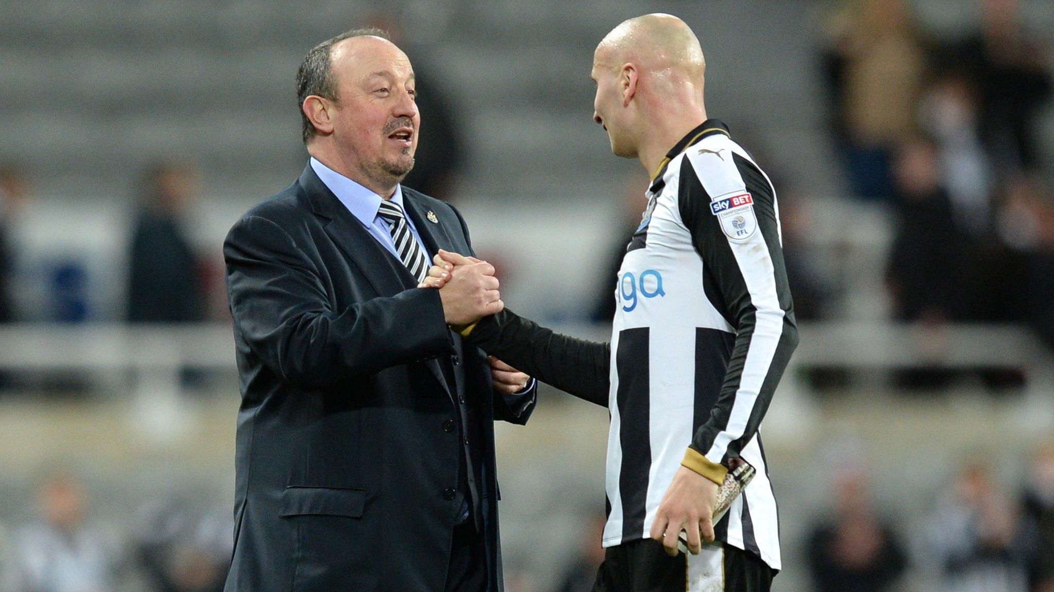 Rafa Benitez and Jonjo Shelvey