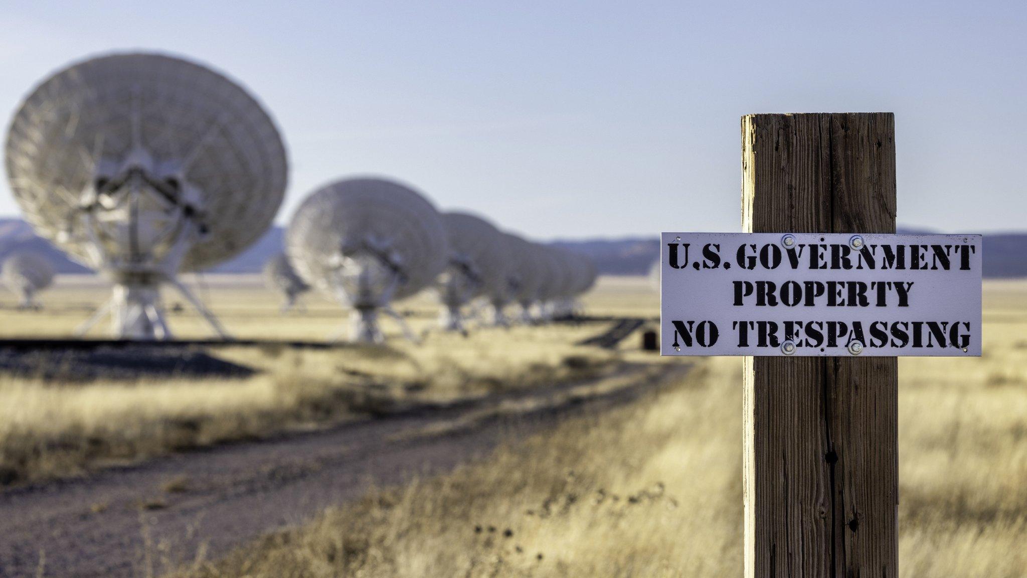 US government radio dishes