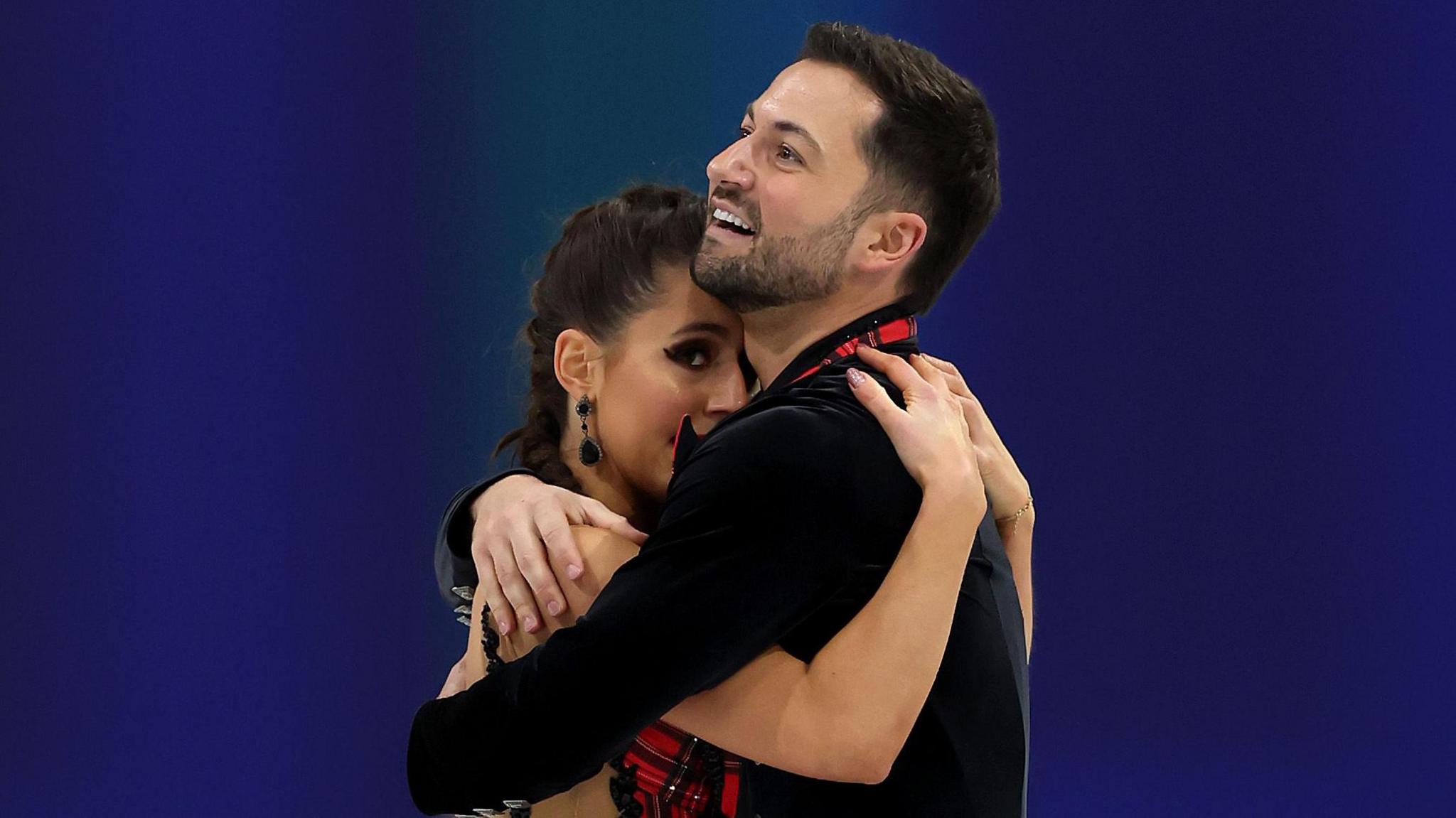 Lilah Fear a Lewis Gibson