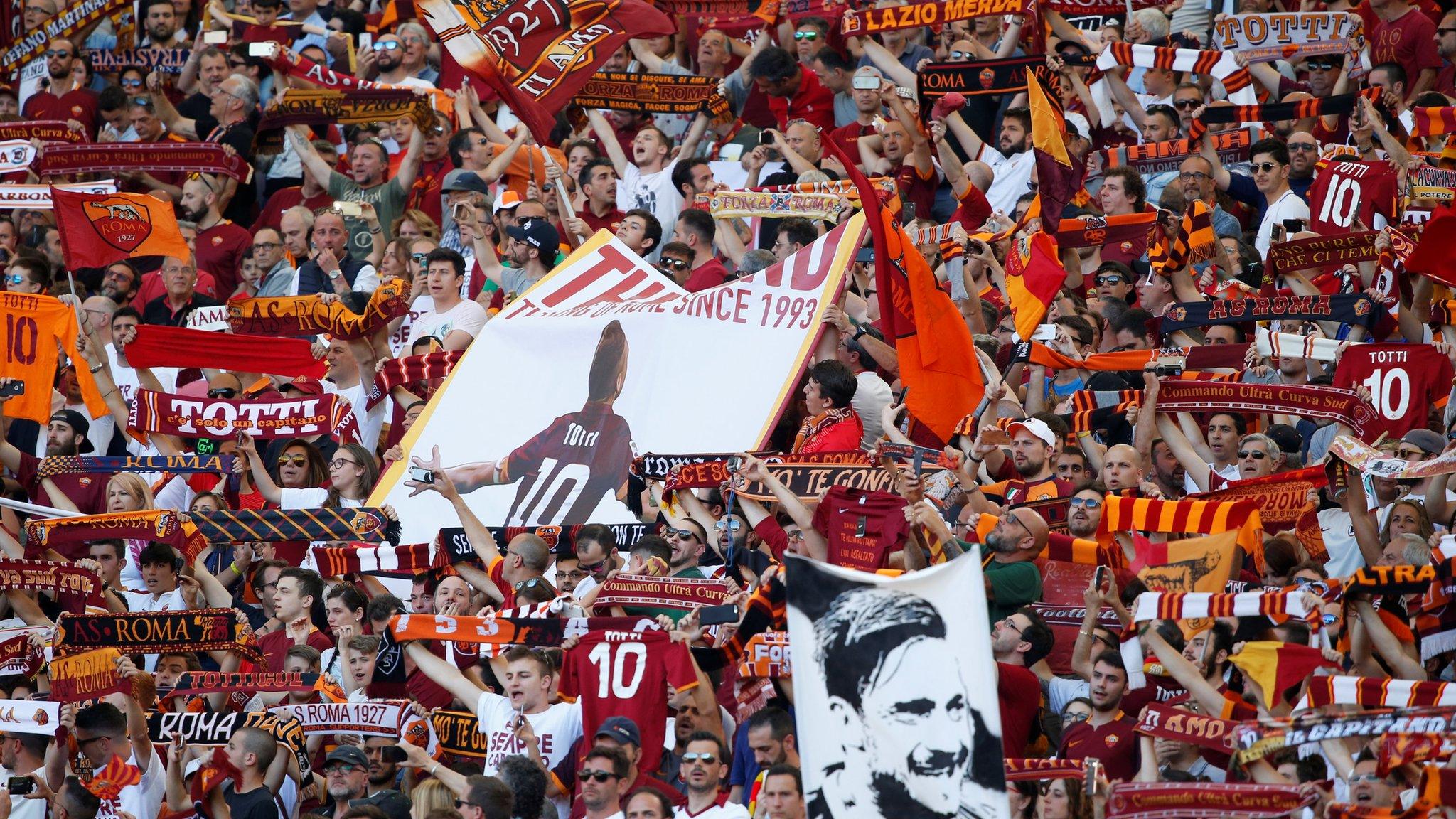 Totti banners