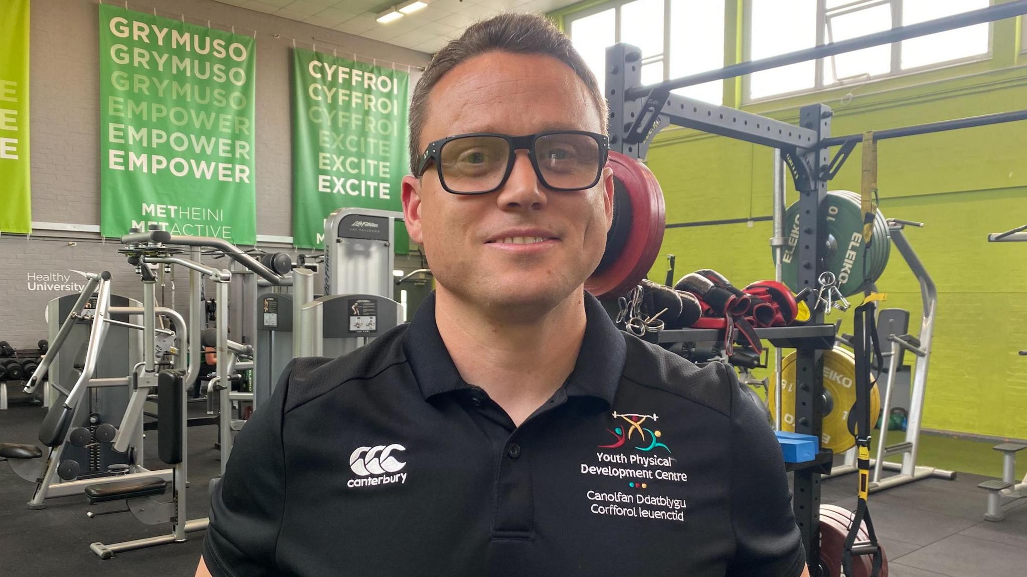 Dr Rhodri Lloyd