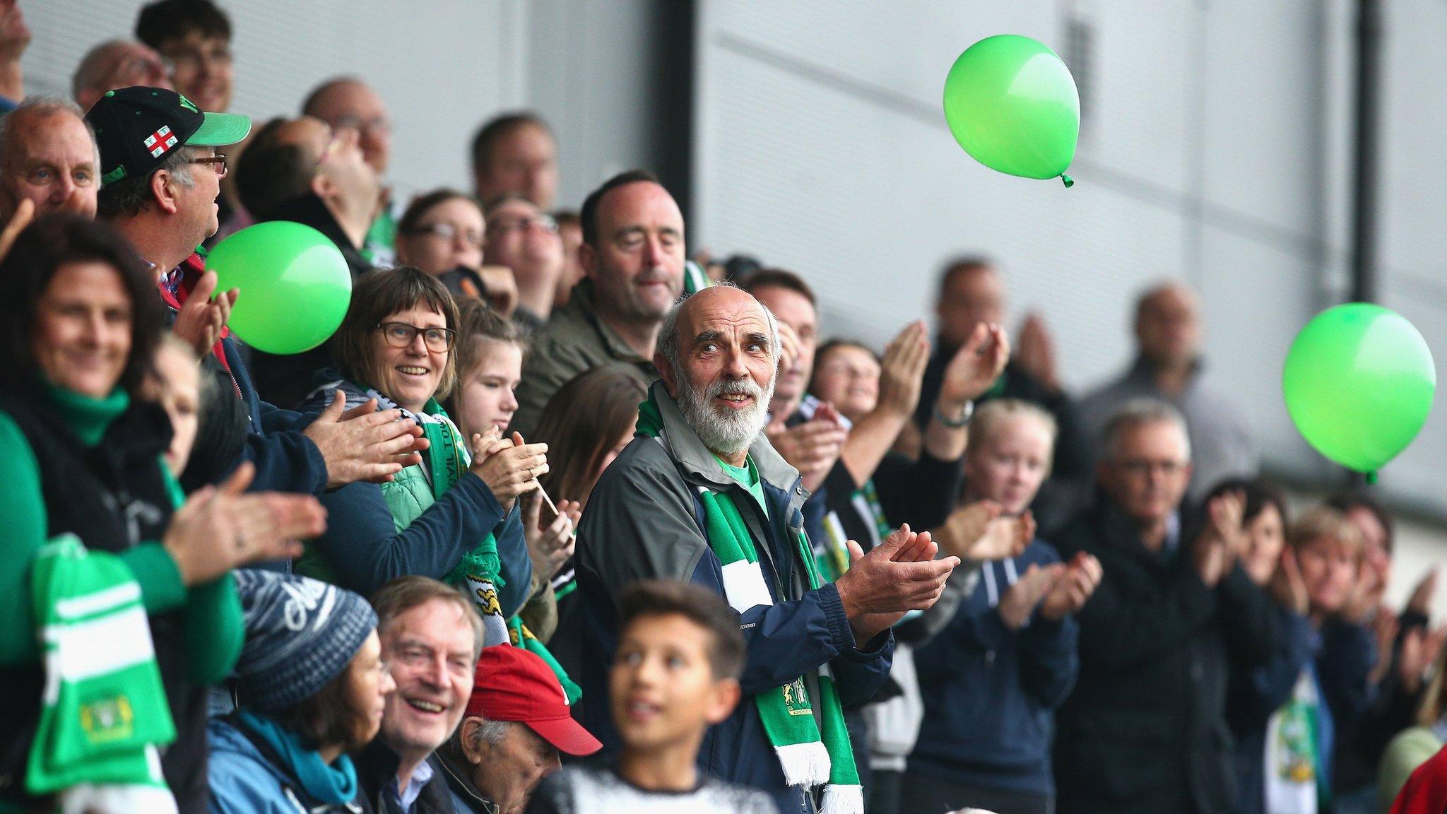 Yeovil Town Ladies fan