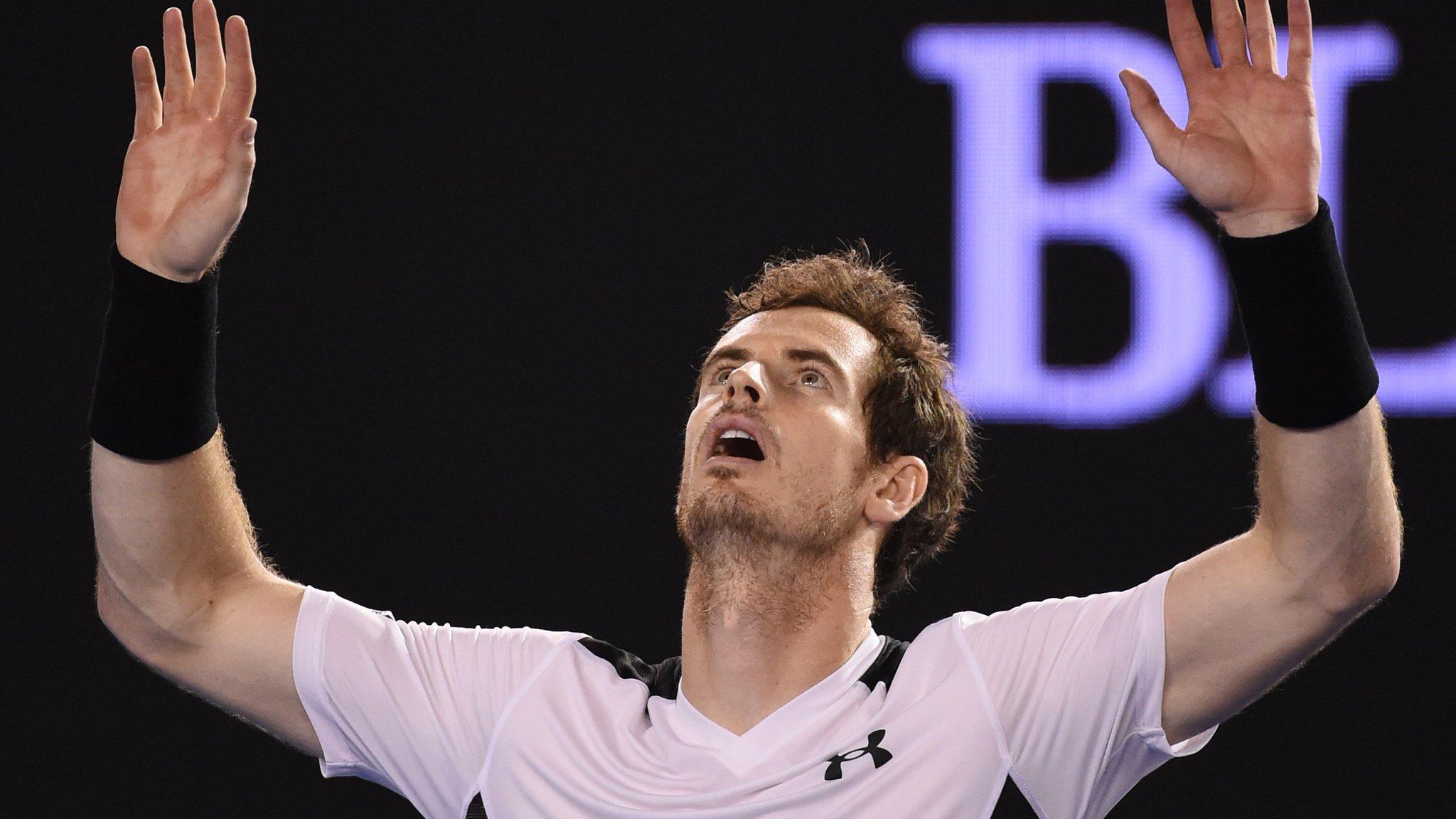 Andy Murray celebrates