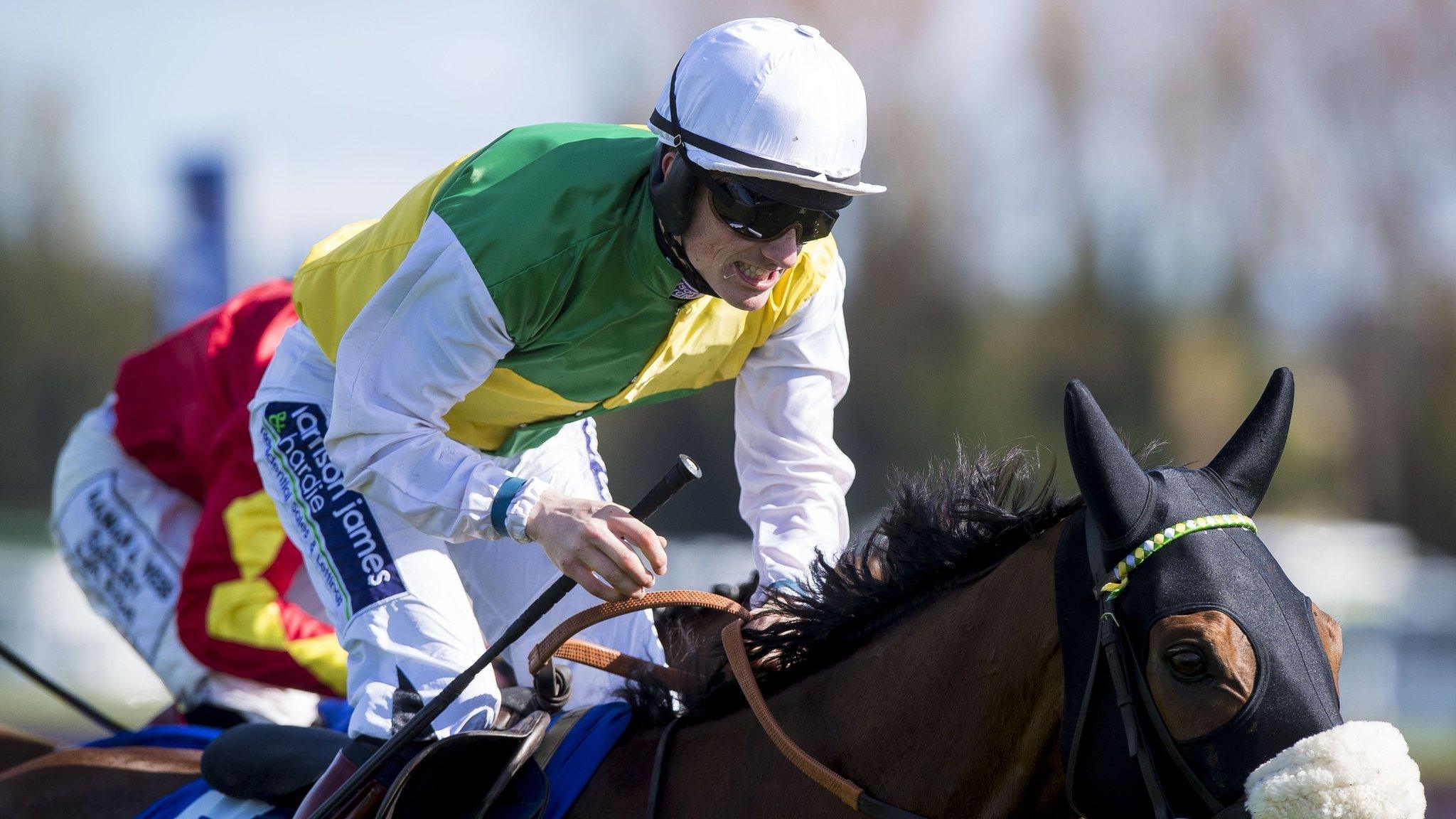 Sam Twiston-Davies rides Vicente to victory at Ayr