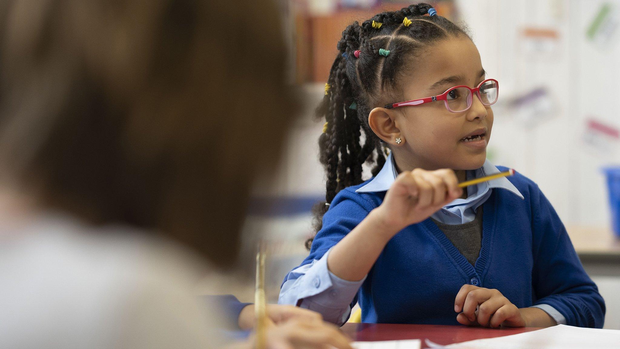 girl-in-classroom