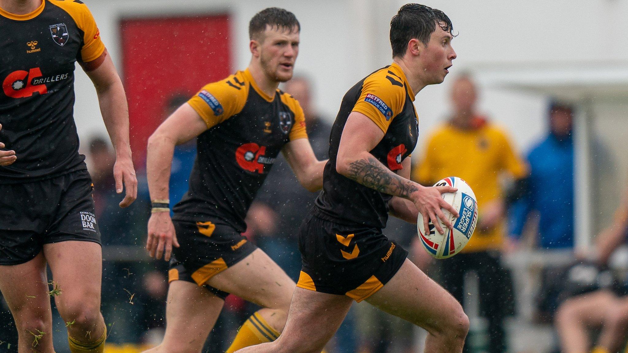 Cornwall RLFC v v Rochdale Hornets