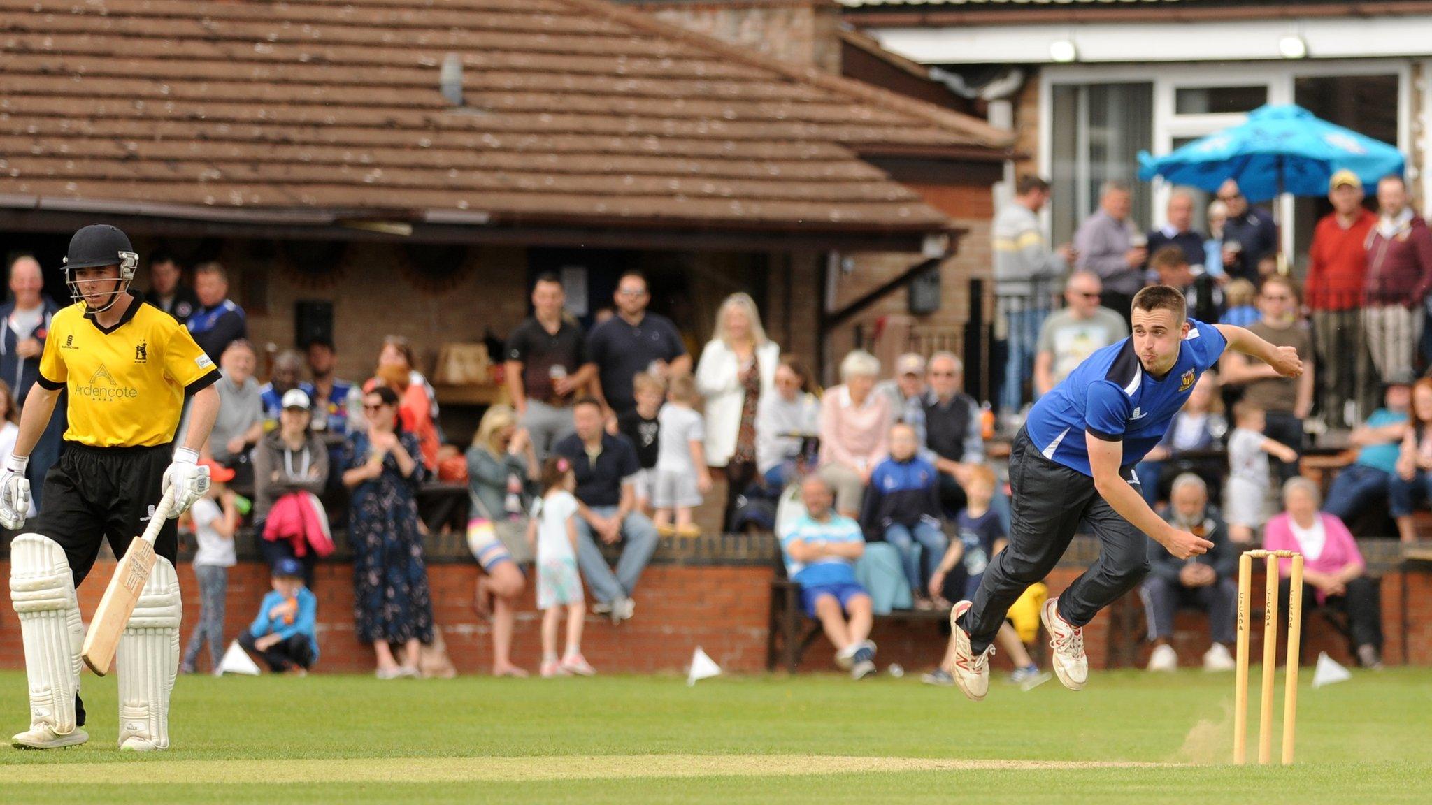 Solihull Blossomfield and Knowle & Dorridge were two of the 10 teams involved on the opening weekend of the Warwickshire Sunday Smash