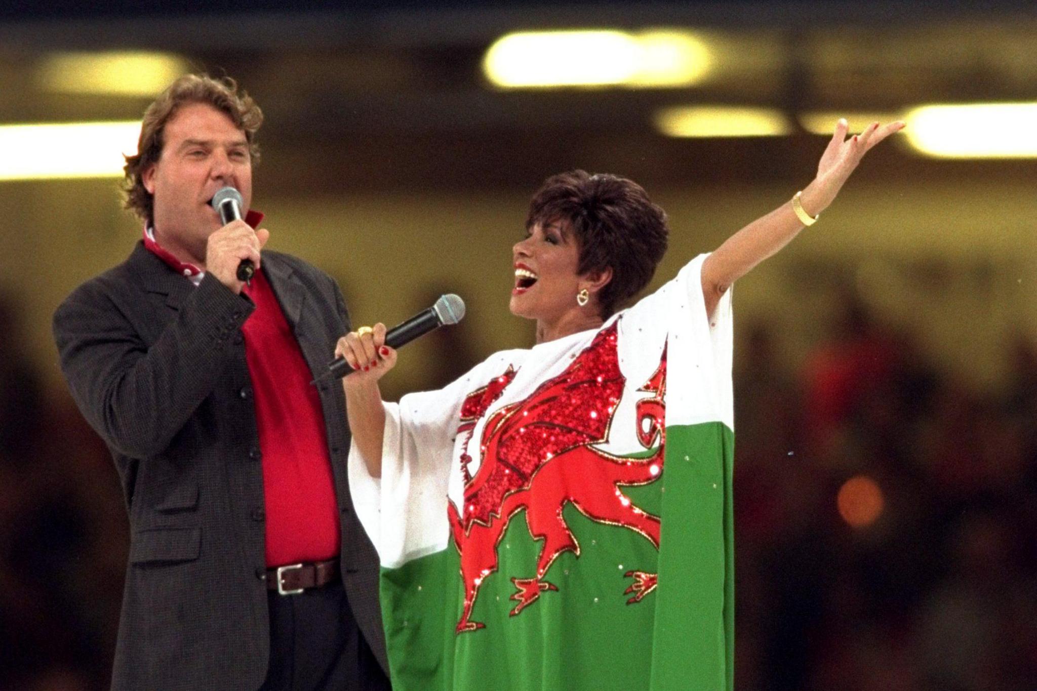 Bryn Terfel a Shirley Bassey