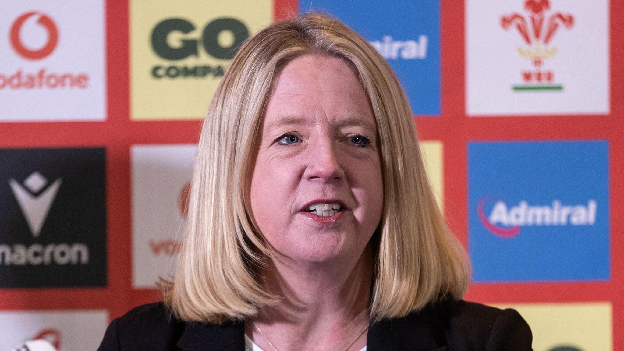 Prif Weithredwr URC Abi Tierney