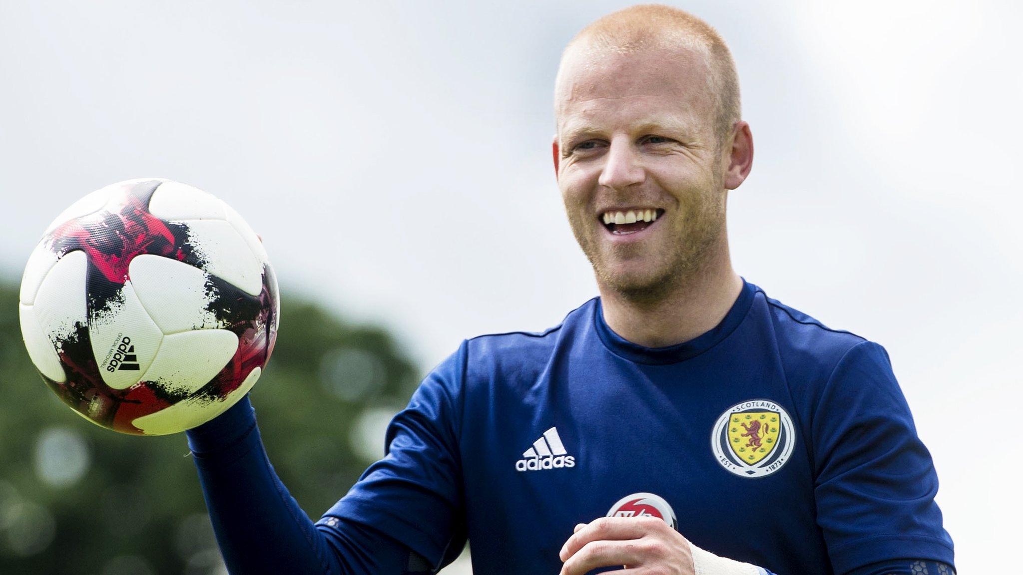 Steven Naismith is expected to join Hearts