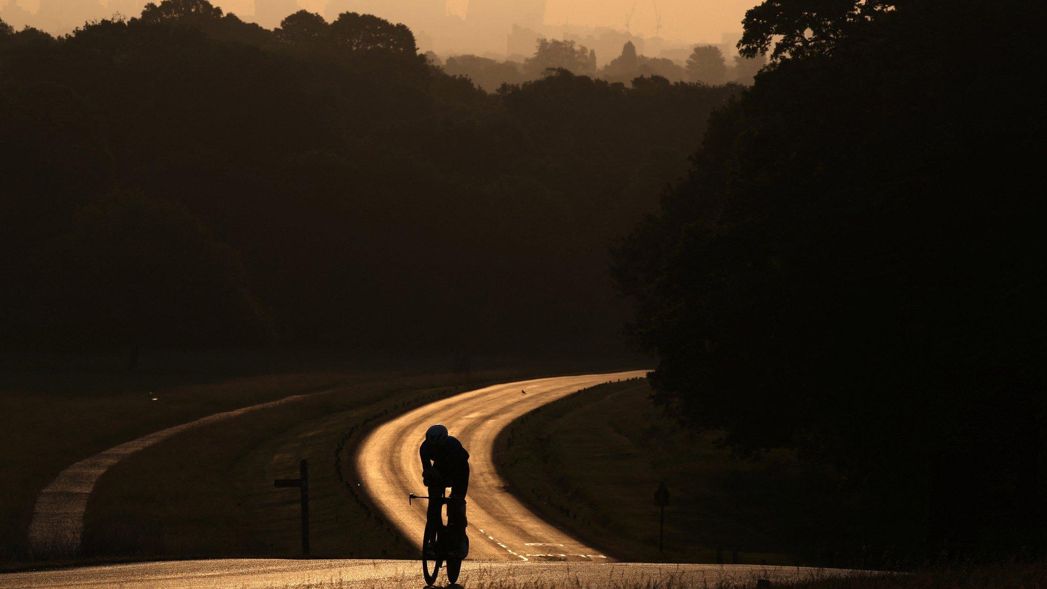 One cyclist was up early on Saturday to train in Richmond Park before the temperatures got warmer in the capital