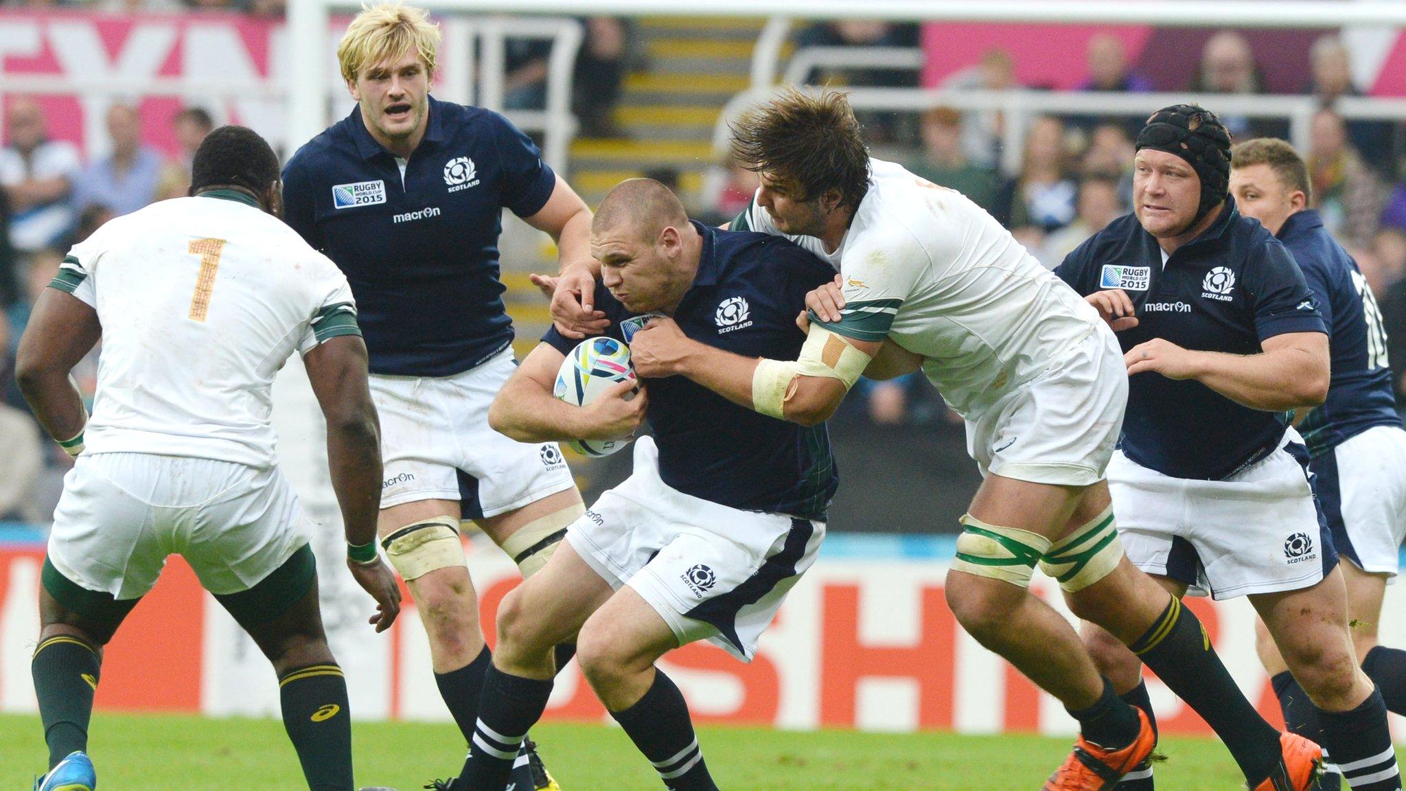 Scotland's Gordon Reid is challenged by South Africa's Lodewyk de Jager