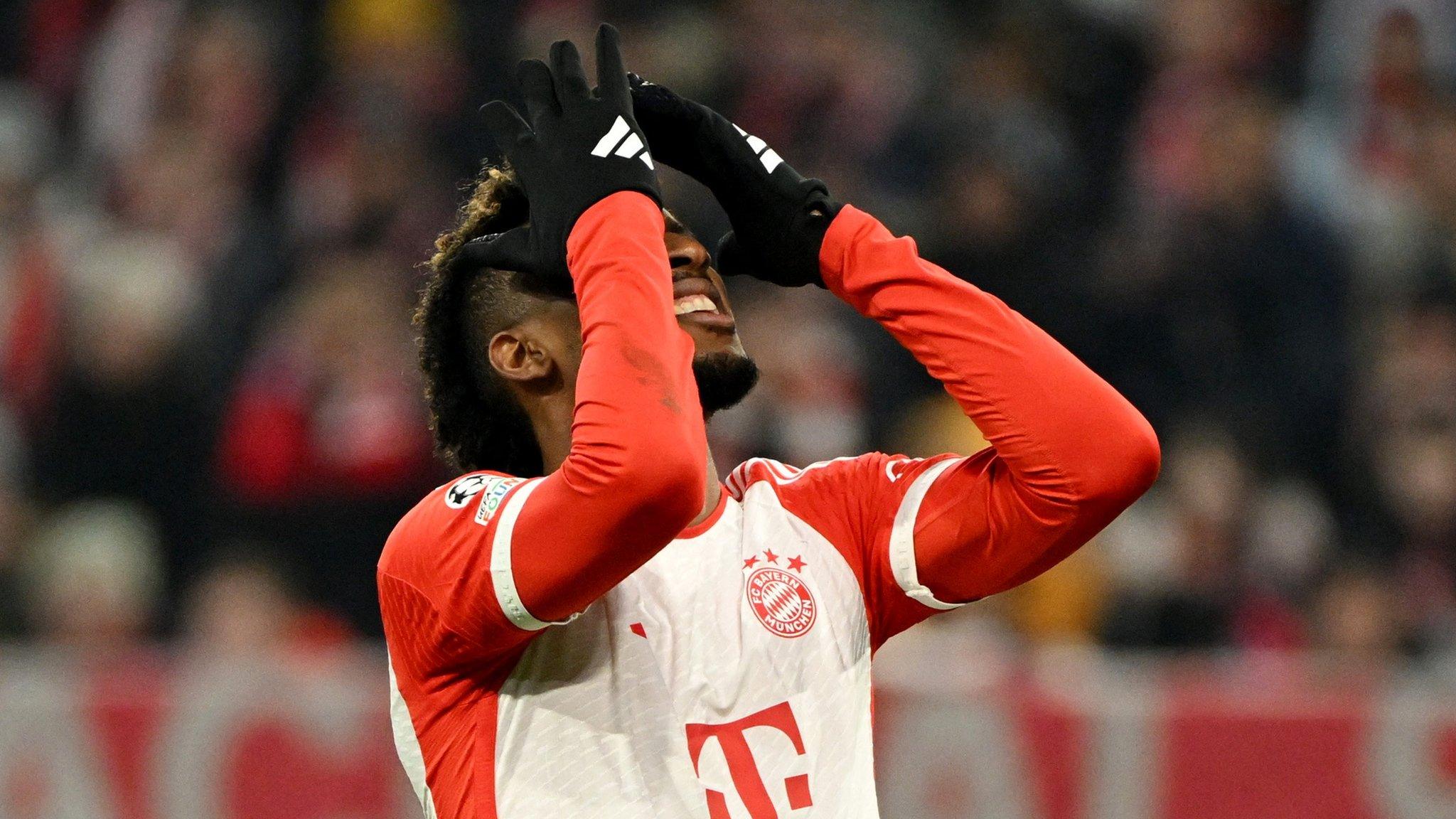 Kingsley Coman puts his hands on his face