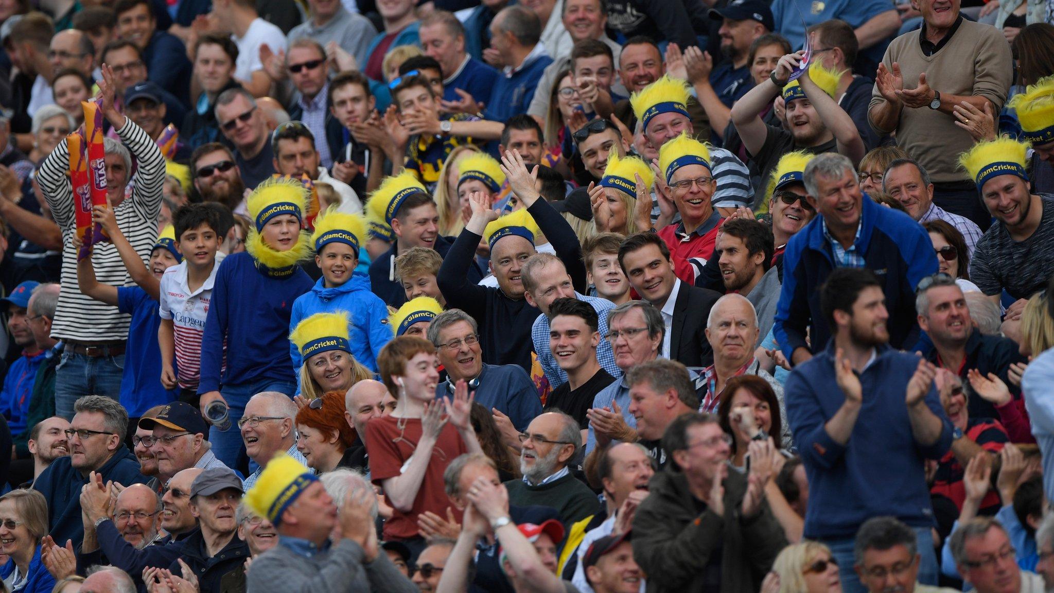 Swalec Stadium crowd