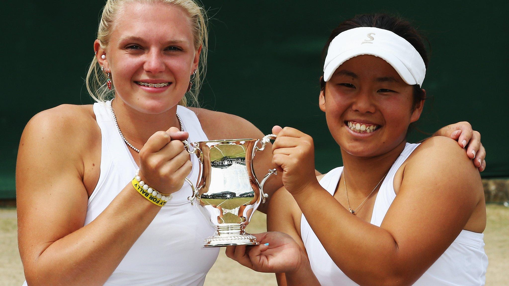 Jordanne Whiley (left) with Yui Kamiji