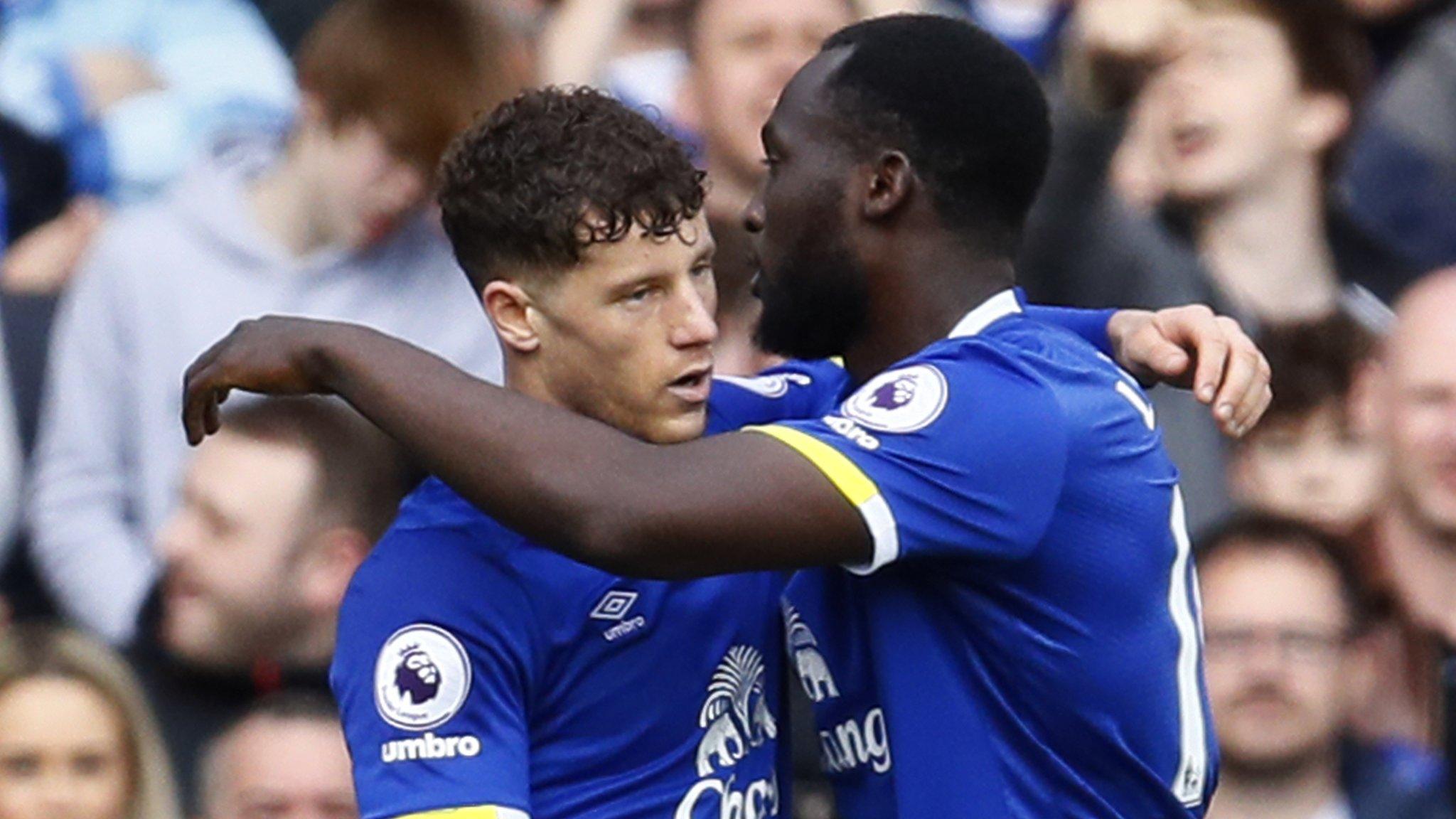 Romelu Lukaku celebrates scoring their third goal with Ross Barkley