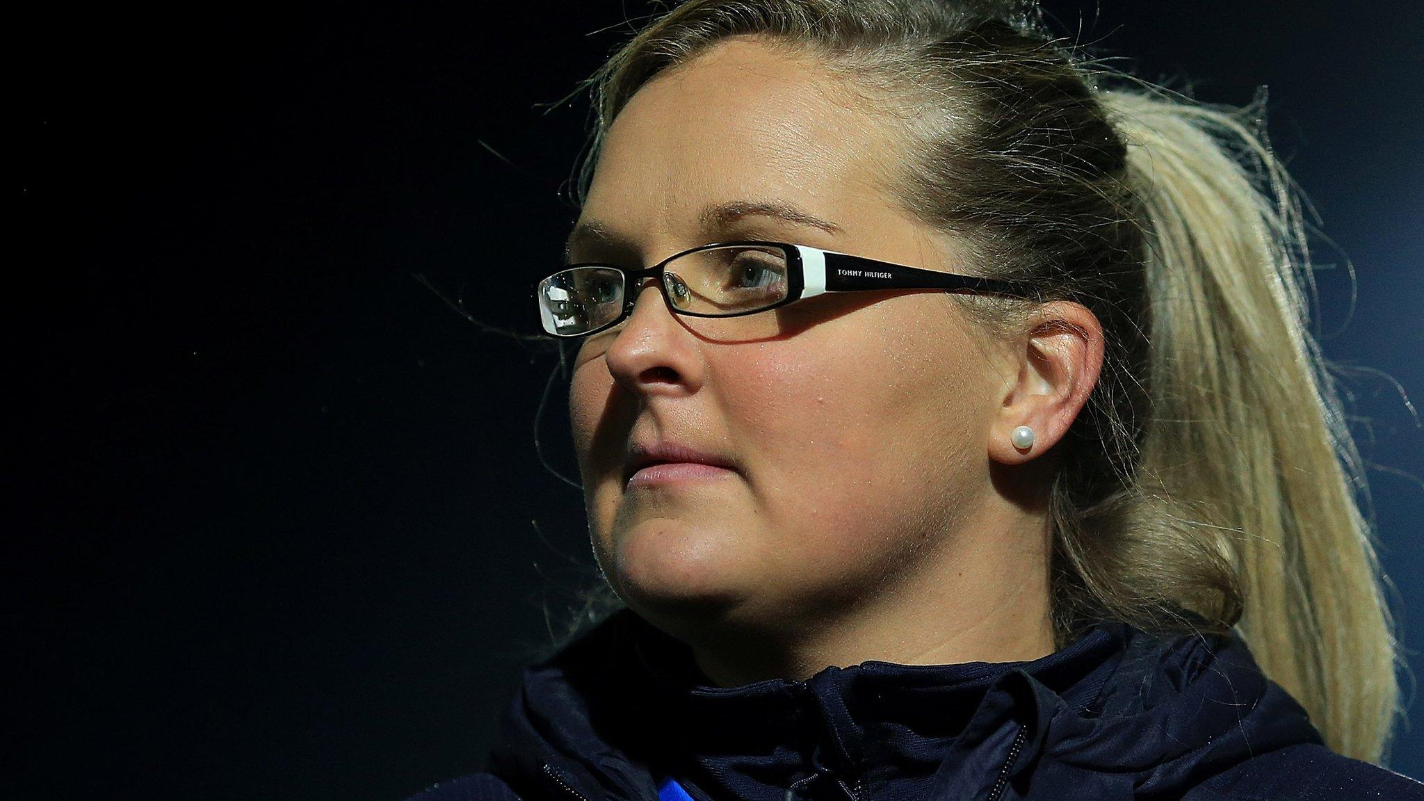 Reading women manager Kelly Chambers