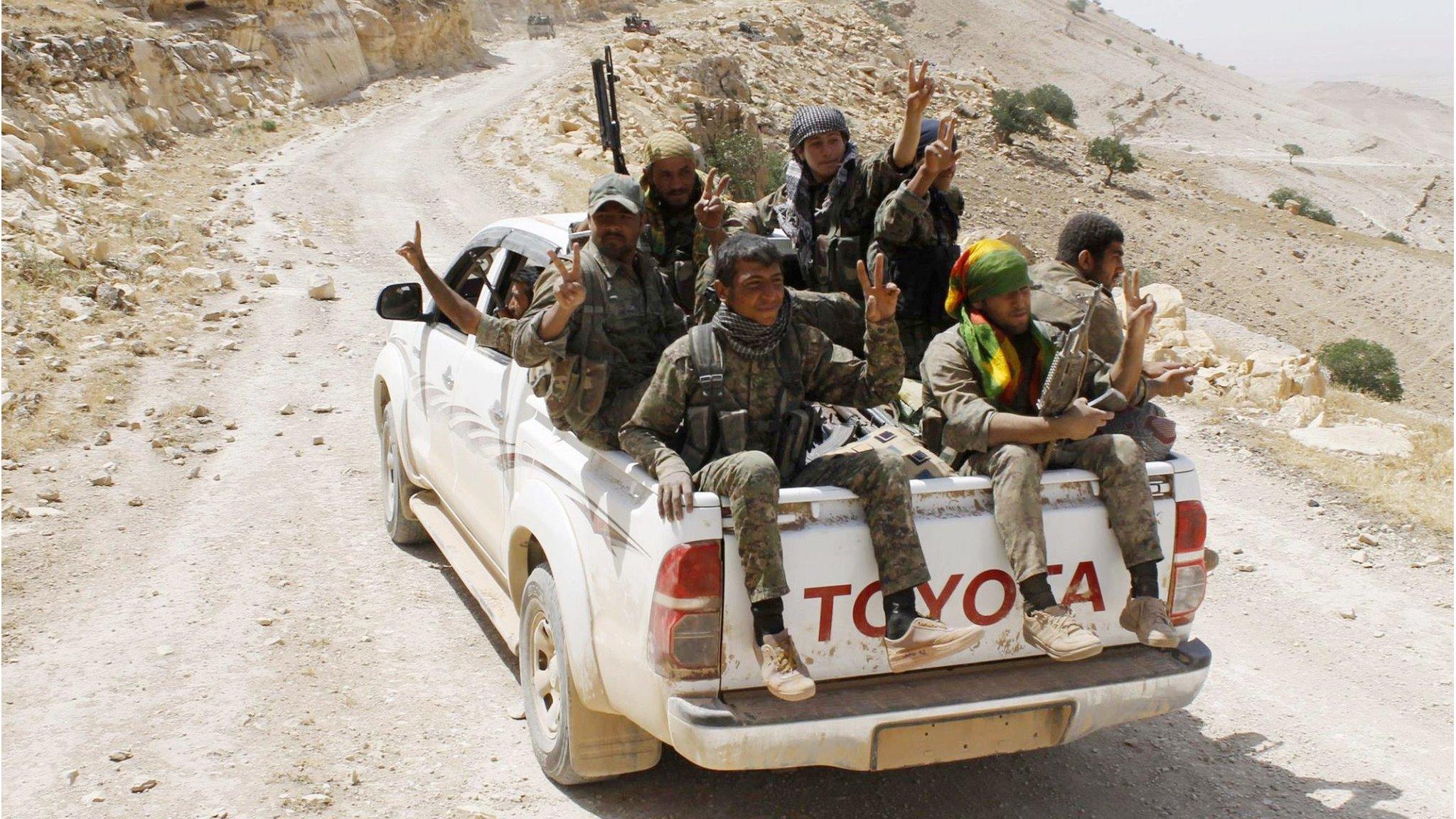 Members of the Popular Protection Units (YPG) in Syria (20 May 2015)