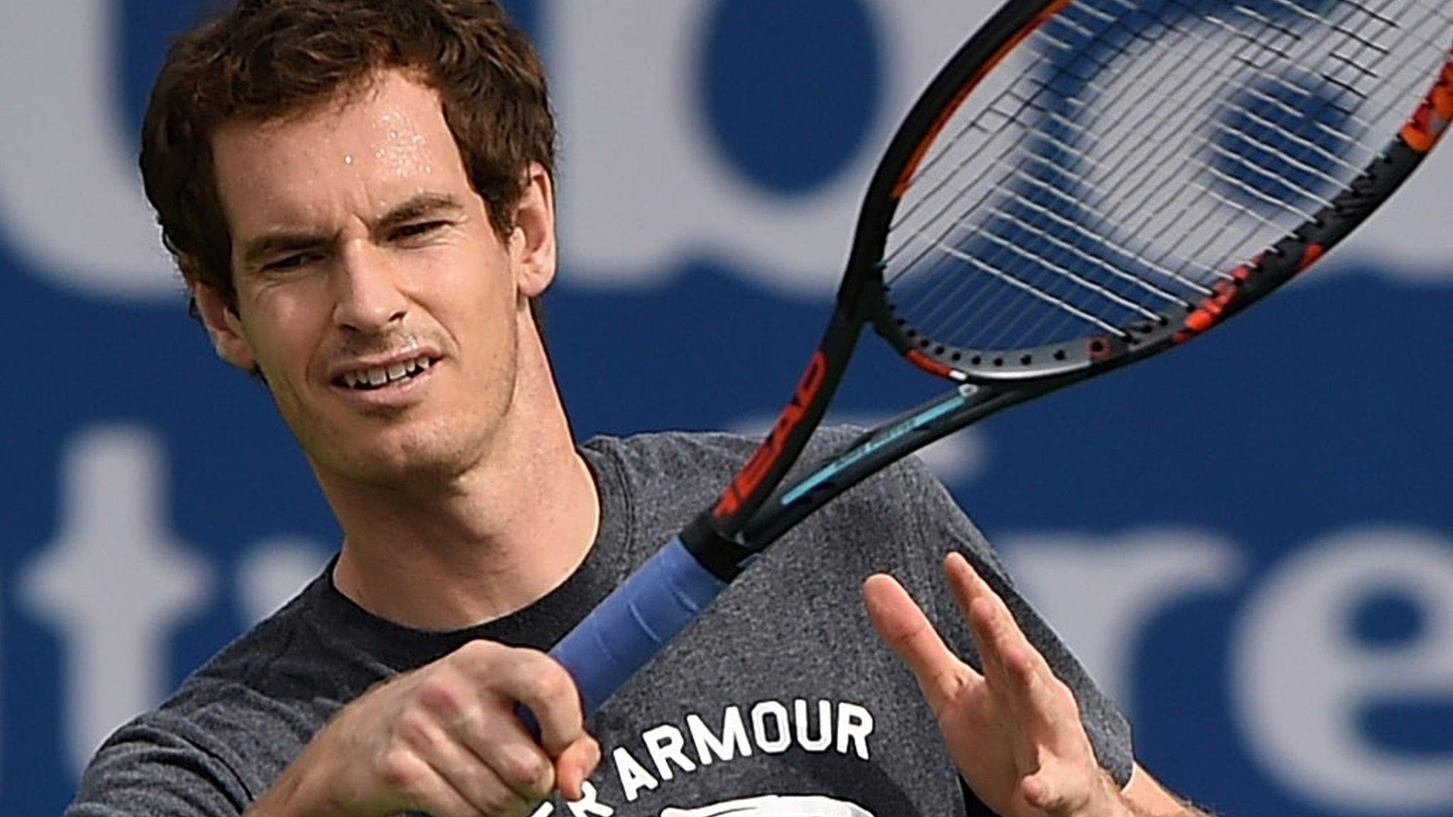 Andy Murray practising at the Dubai Tennis Championships