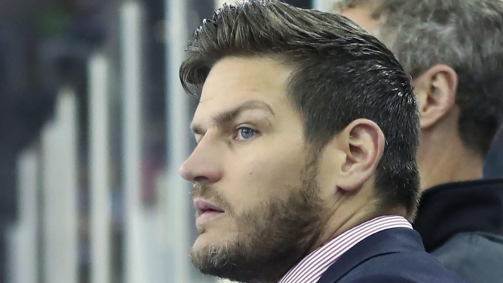 Giants coach Adam Keefe watched his team lose to Dundee on Sunday