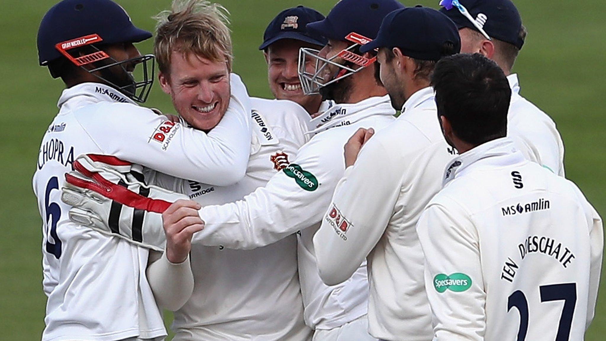 Essex celebrate innings victory against Warwickshire at Edgbaston