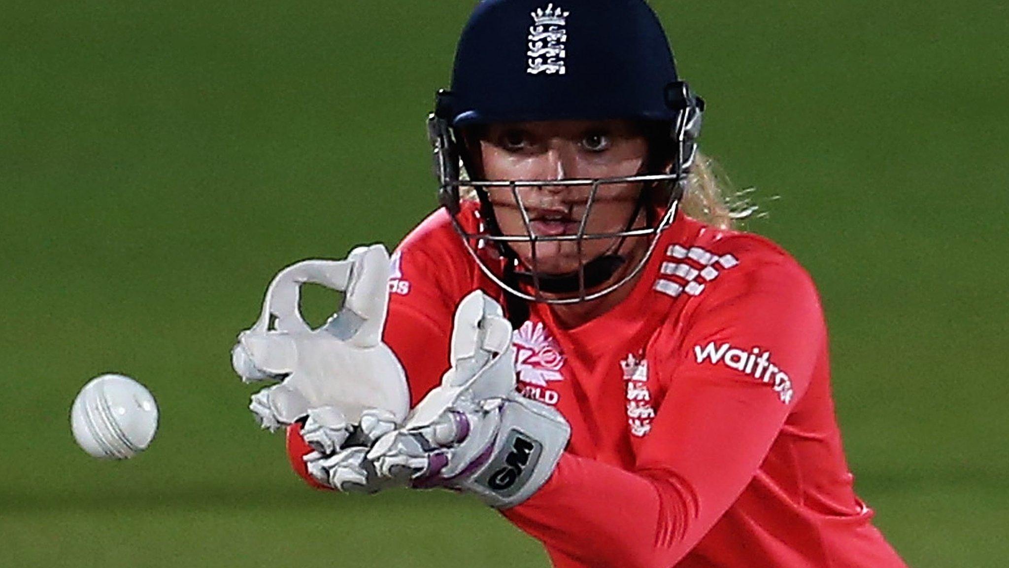 England wicketkeeper-batsman Sarah taylor