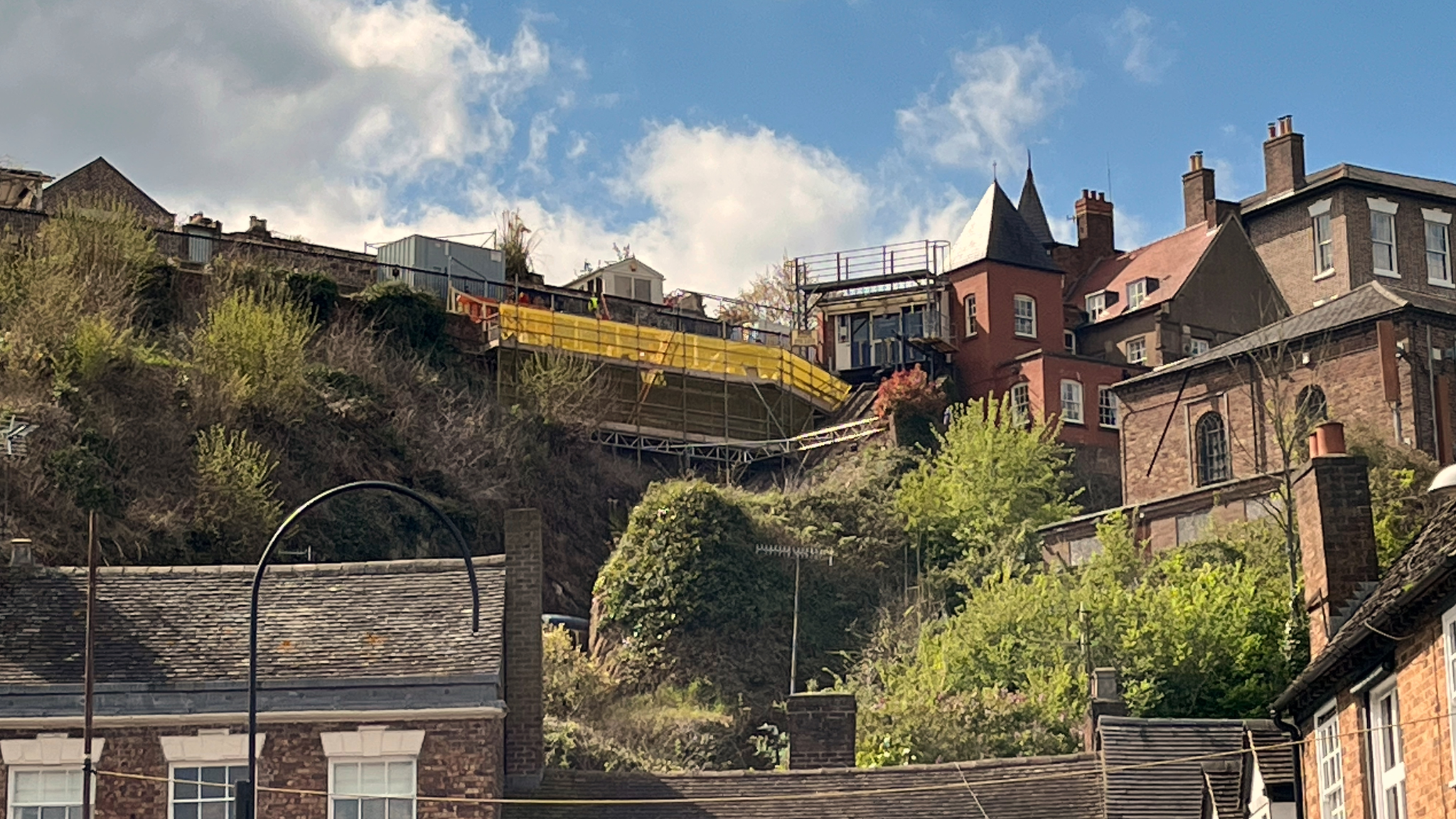 Work on the Bridgnorth Cliff Railway wall