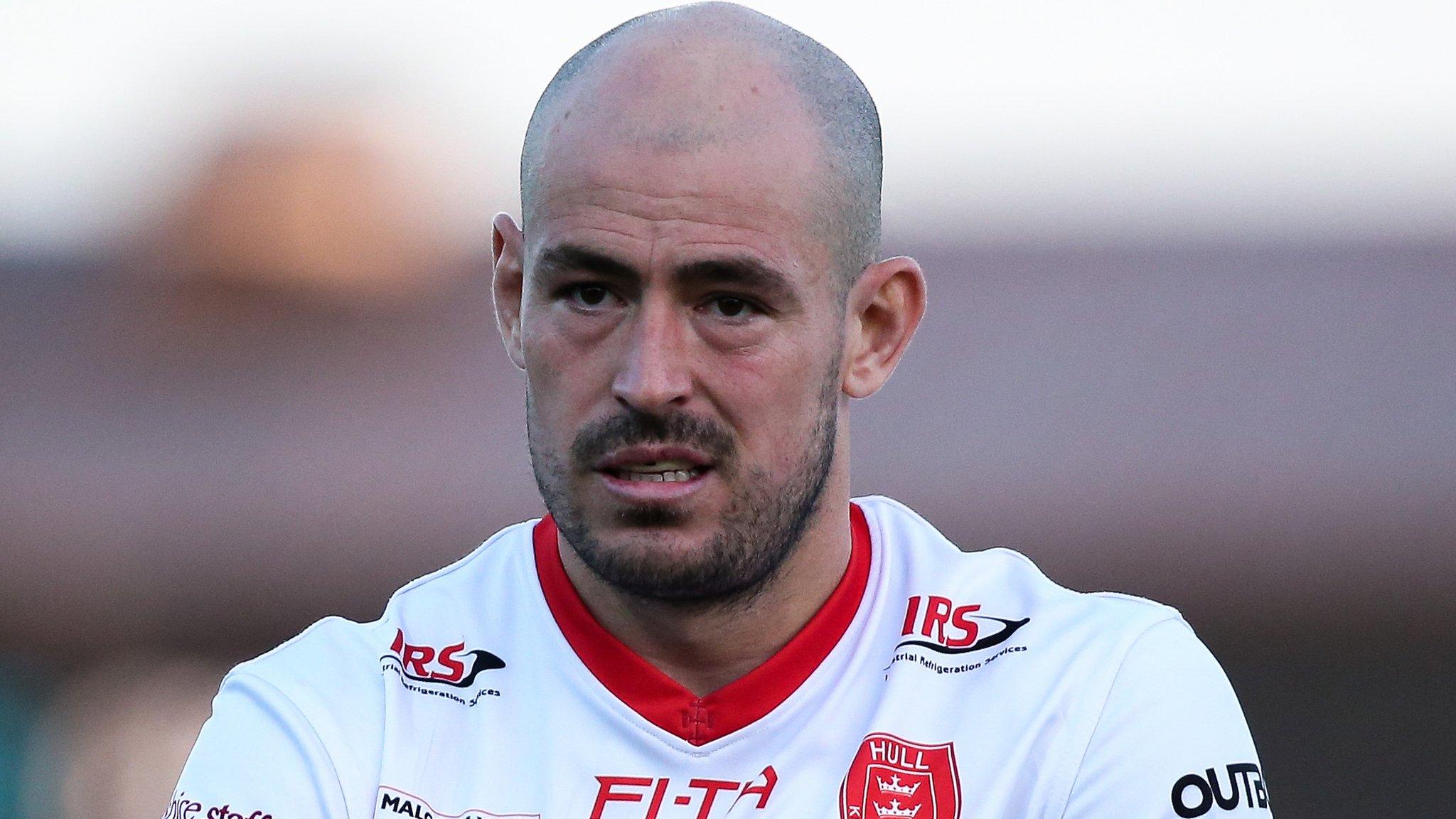 Hull KR half-back Terry Campese