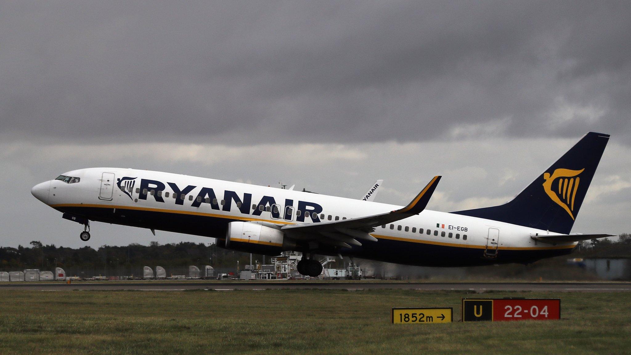 Ryanair plane