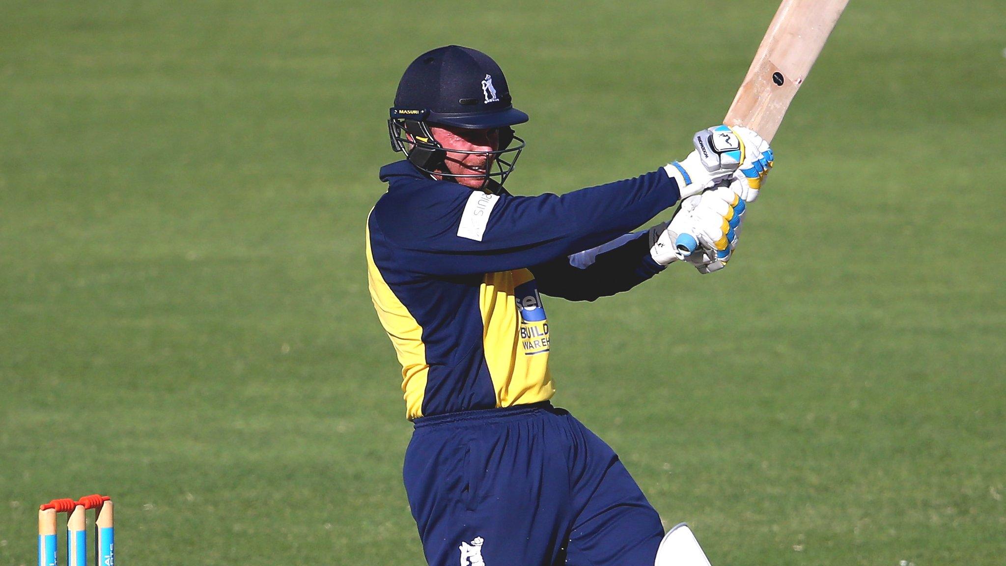 Warwickshire captain Ian Bell on the Bears' pre-season trip to Dubai