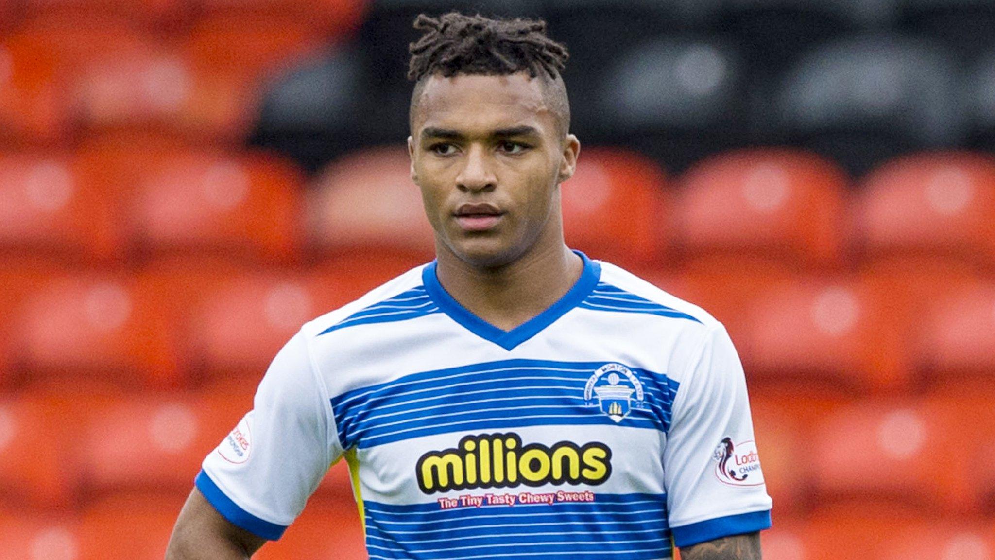 Morton scorer Jai Quitongo